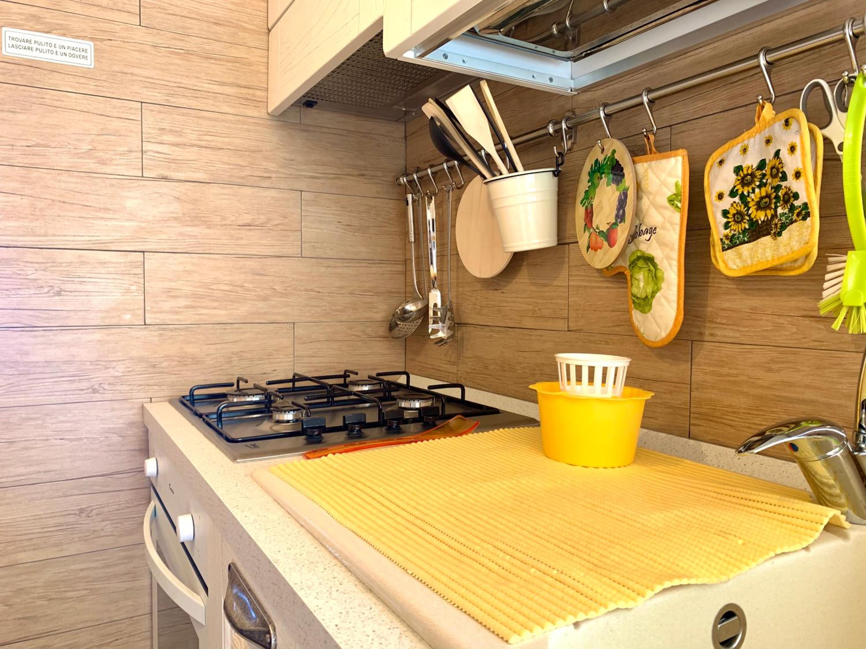 Studio Apartment with Sea View photo 2