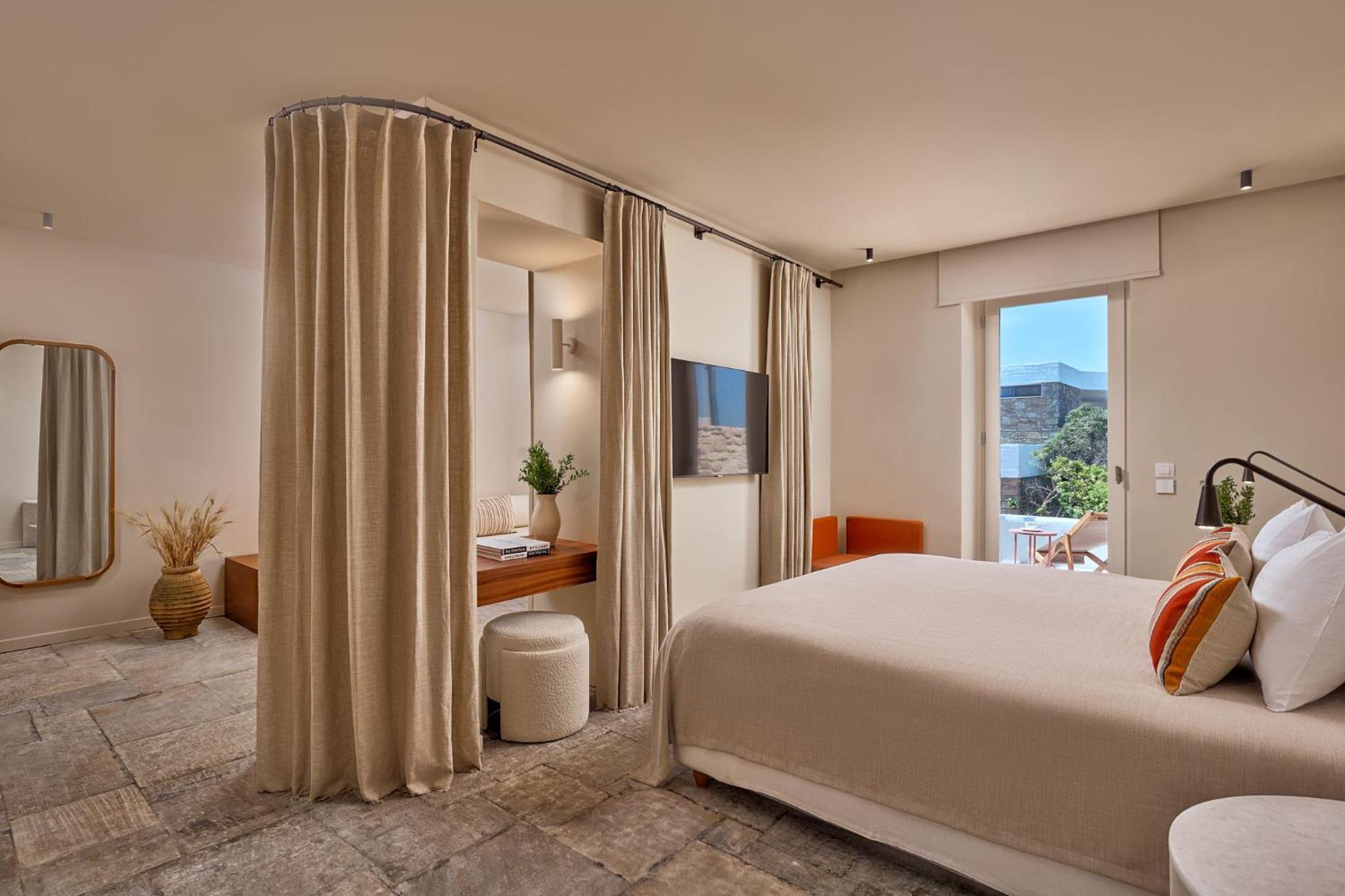 Deluxe Suite Garden View - Photo 1