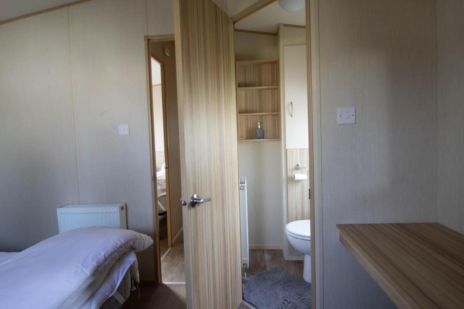 Mobile Home photo 1