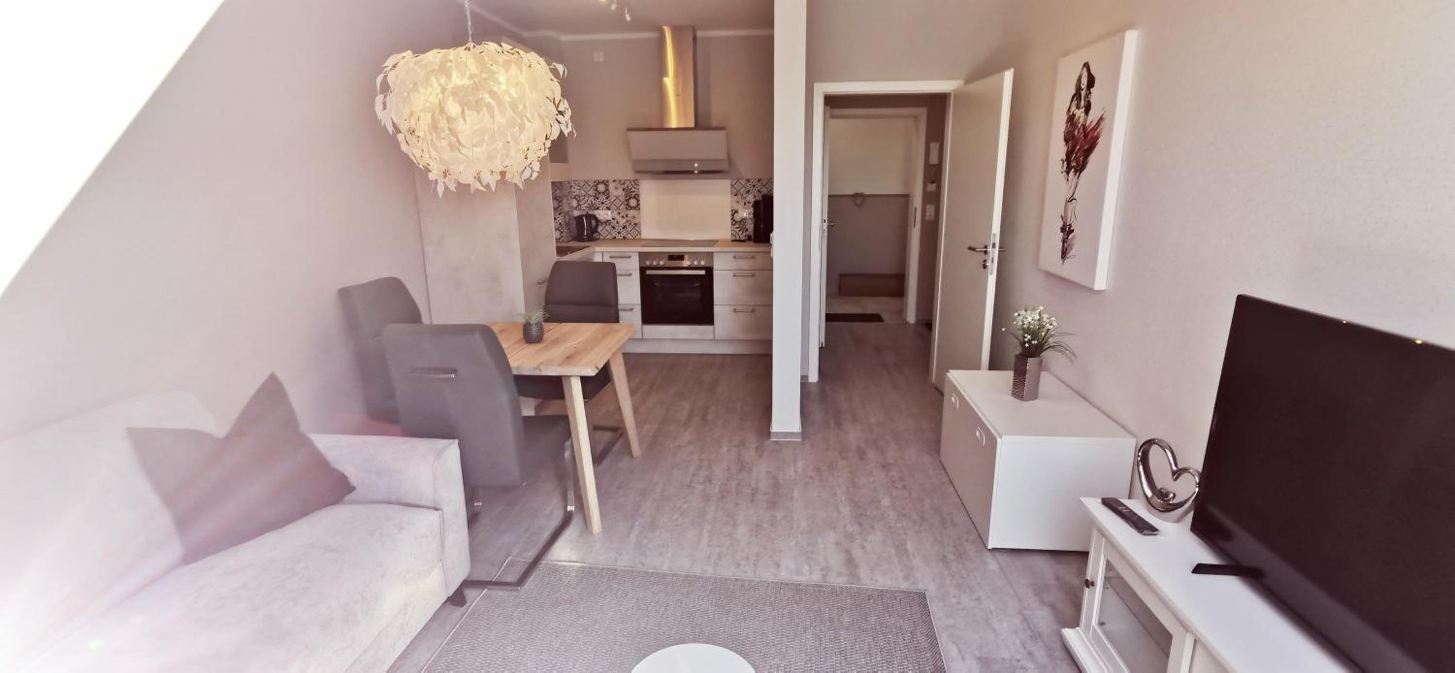 Apartment photo 2