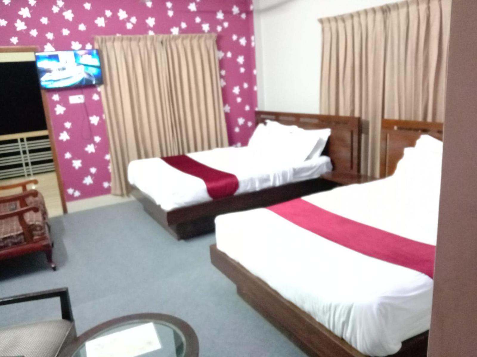 Deluxe Suite photo 3