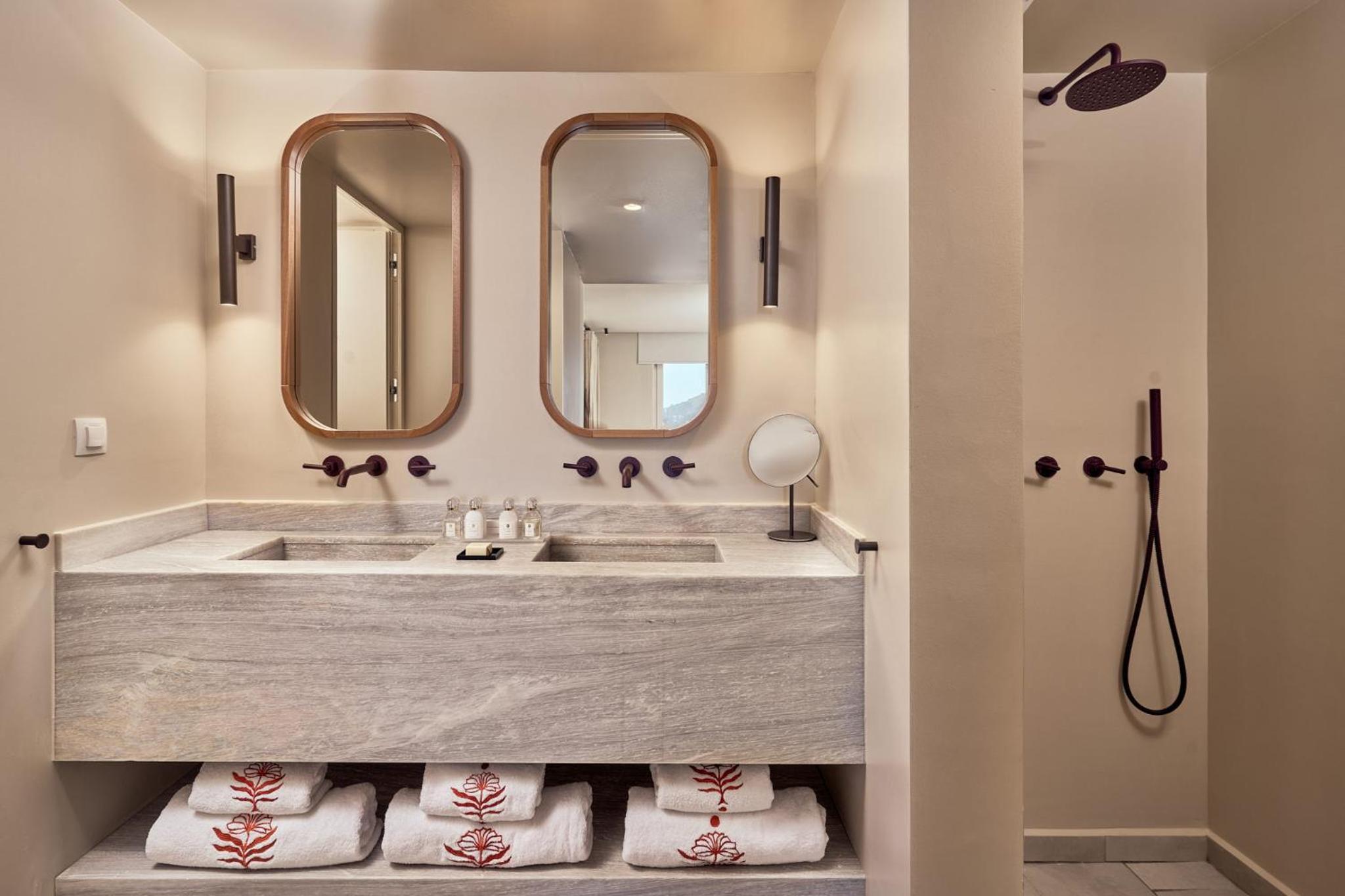 Premium Suite Sea View with Private Pool - Photo 5