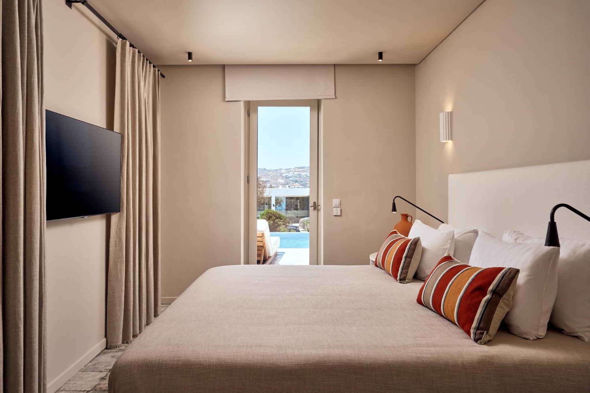 Theoxenia Two Bedroom Suite with Private Pool