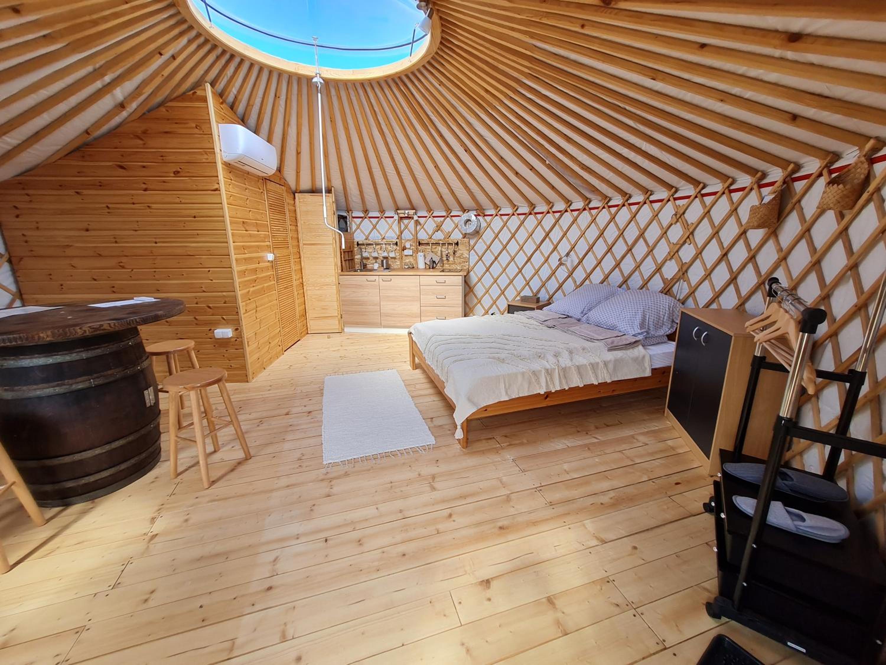 Tent - Photo 1