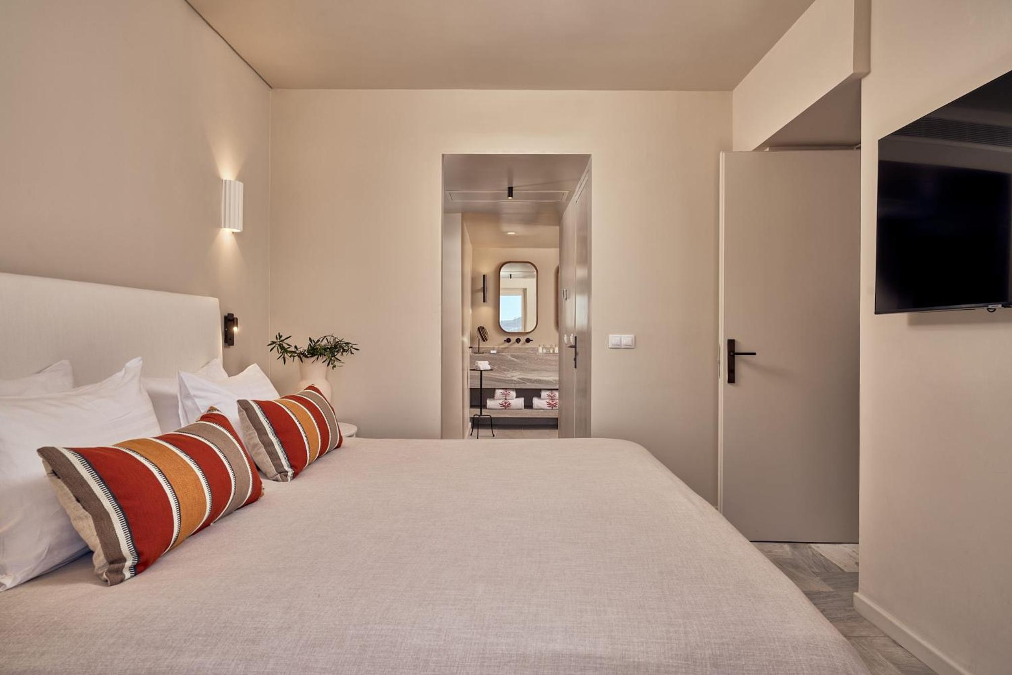 Theoxenia One Bedroom Suite Sea View with Private Pool - Photo 7