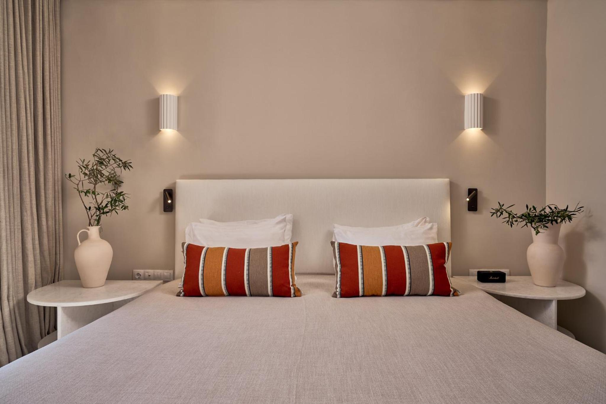 Theoxenia One Bedroom Suite Sea View with Private Pool - Photo 10