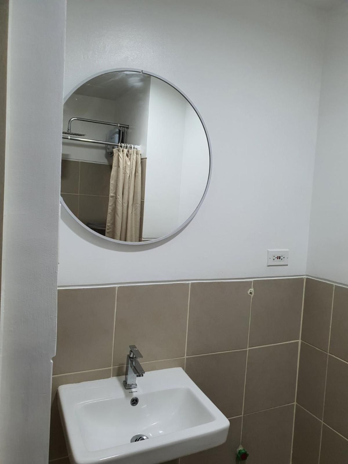 Family Room - Photo 31