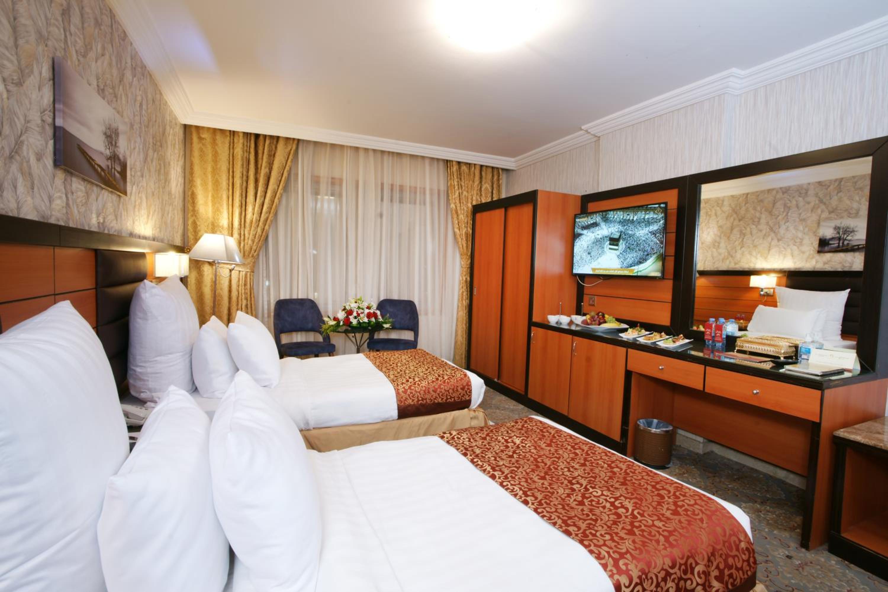 Executive Suite thumbnail 6
