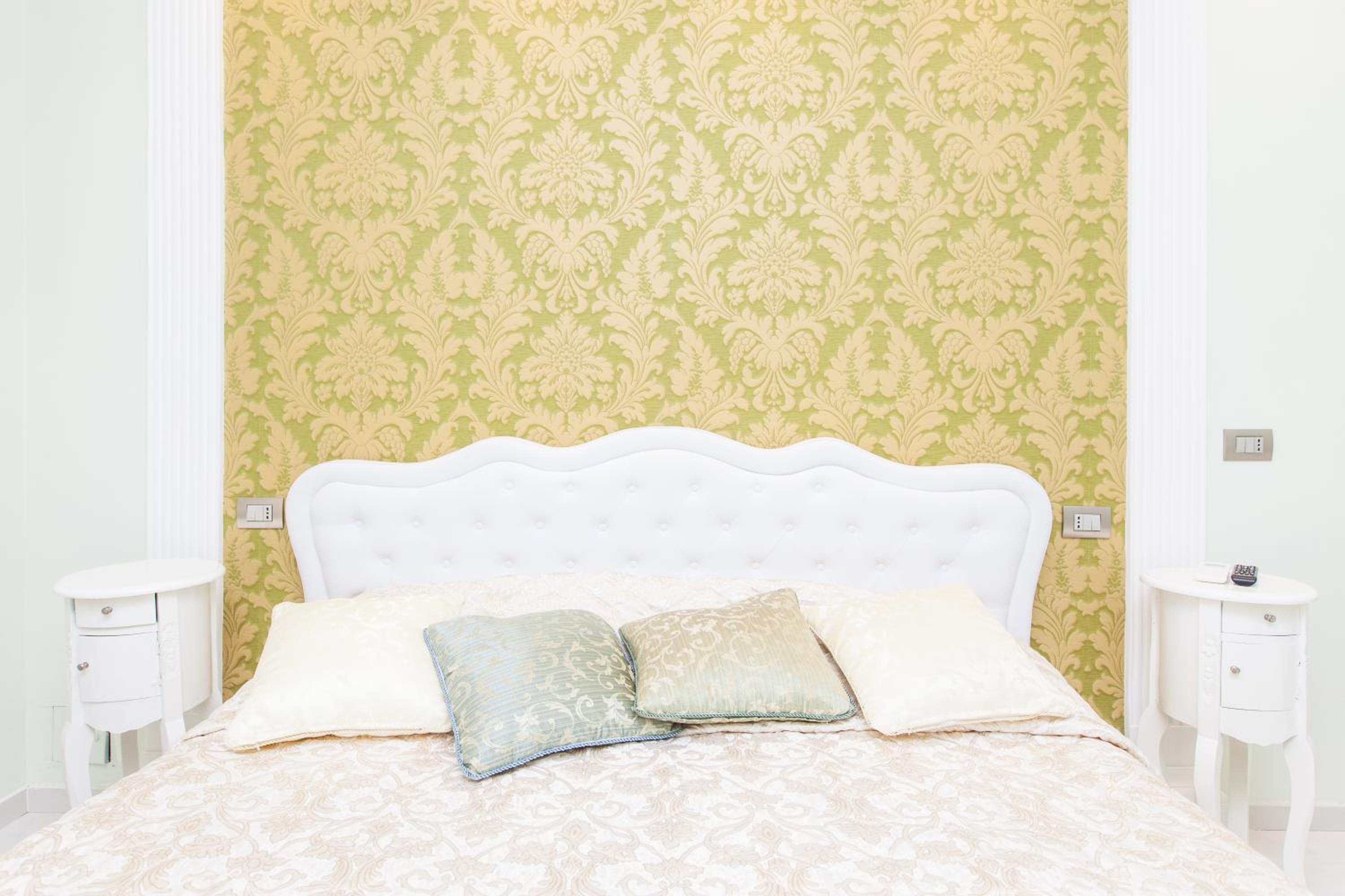 Basic Double Room photo 3
