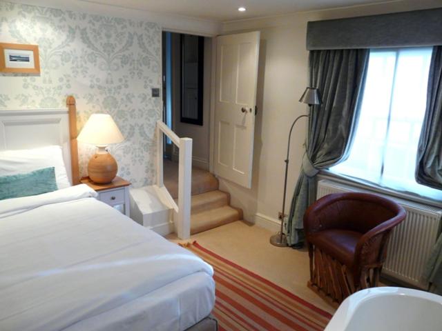Large Double Room photo 1