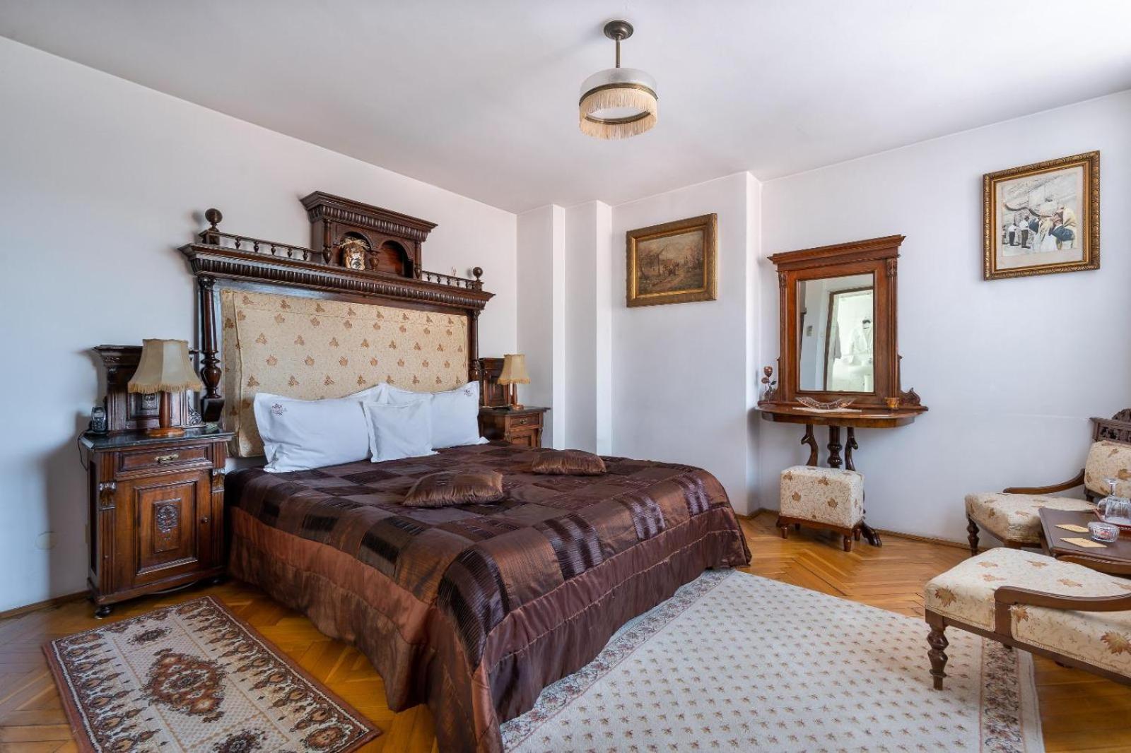 Superior Double Room - Photo 12