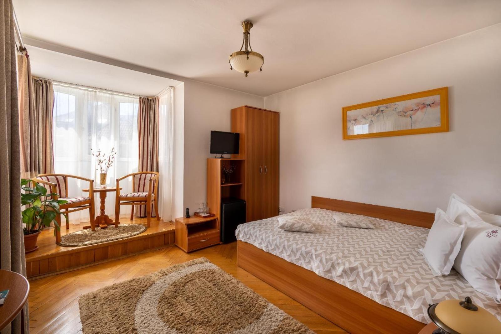 Standard Double Room - Photo 6