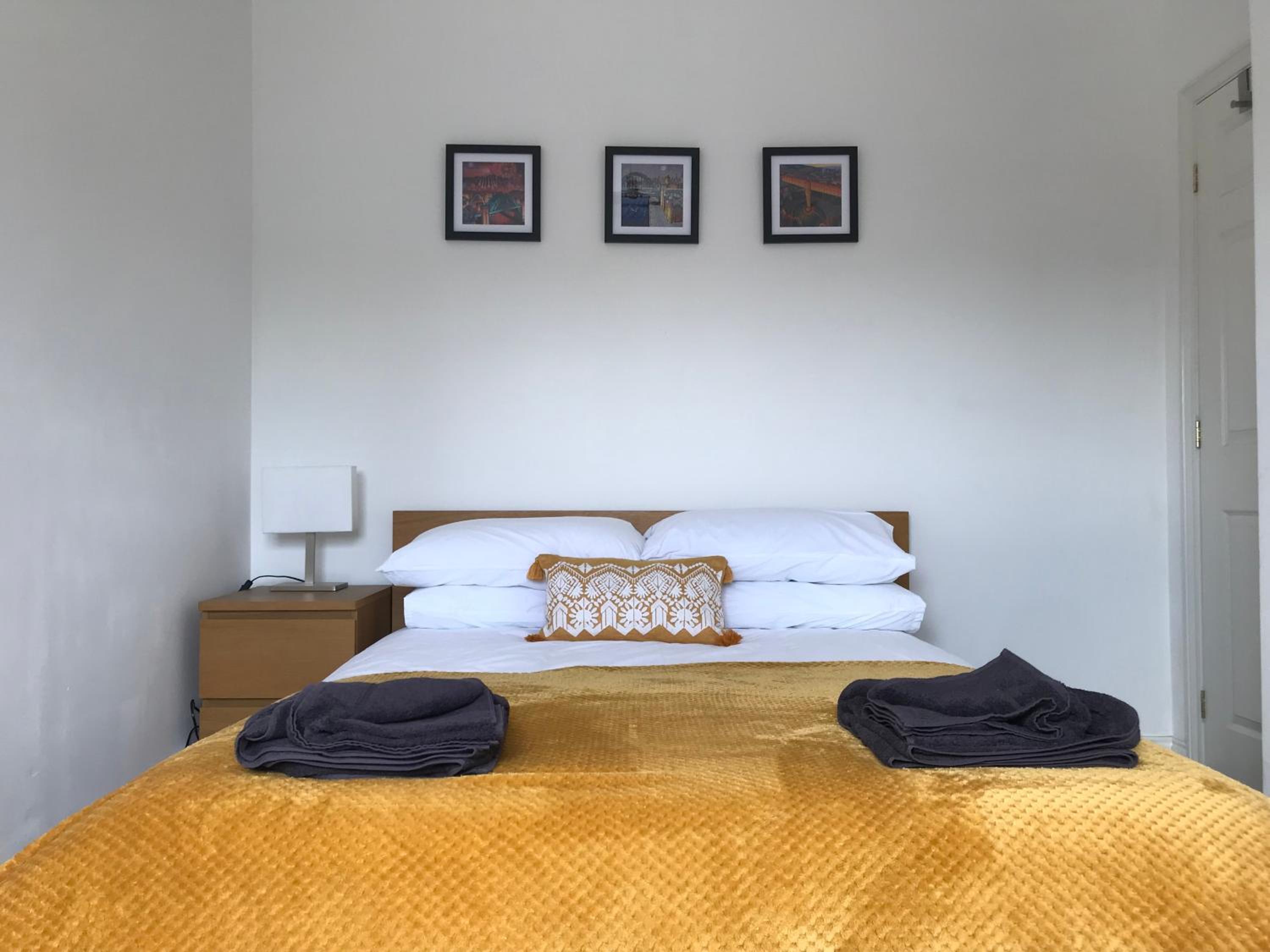 Three-Bedroom House photo 1