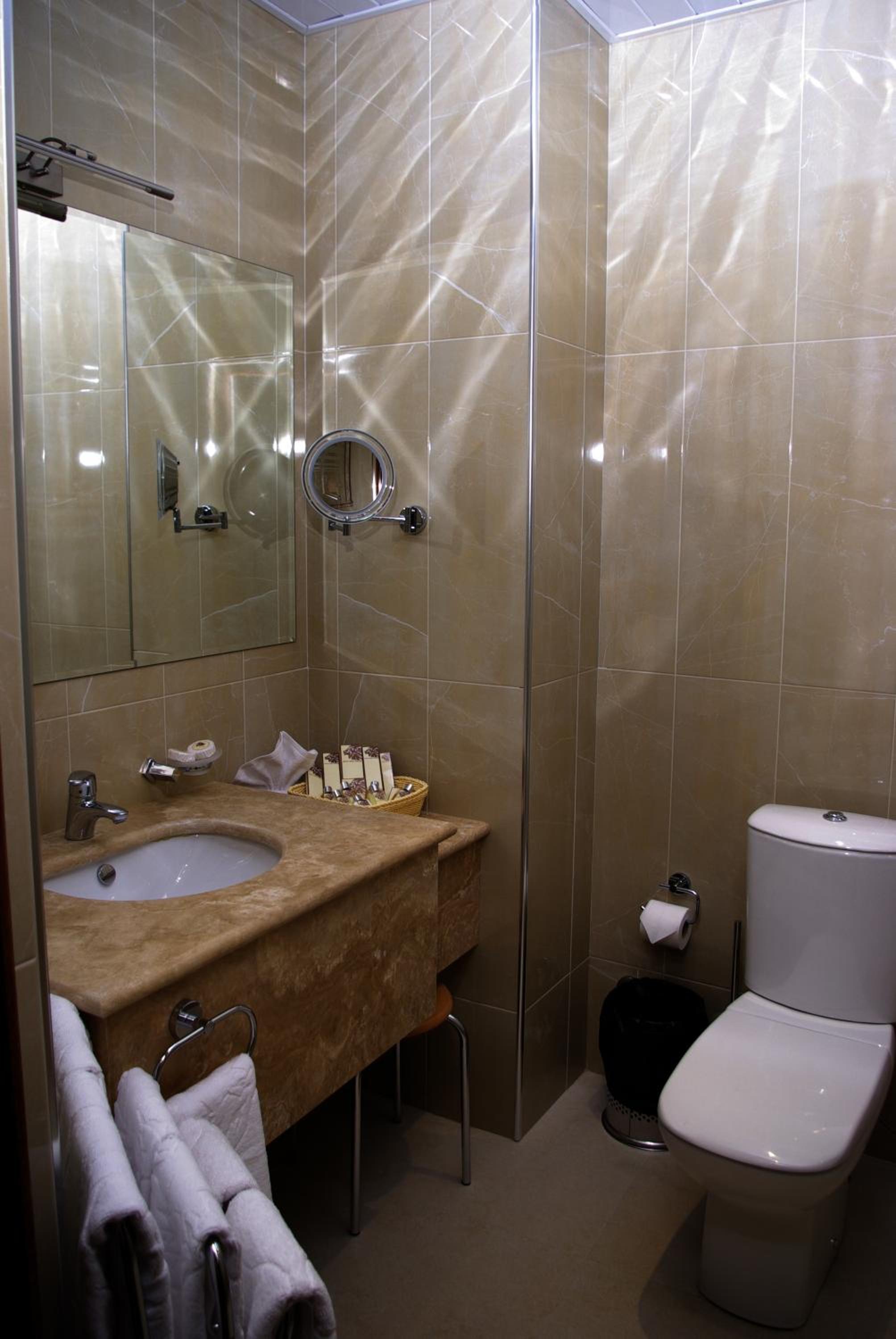 Standard Twin Room photo 2