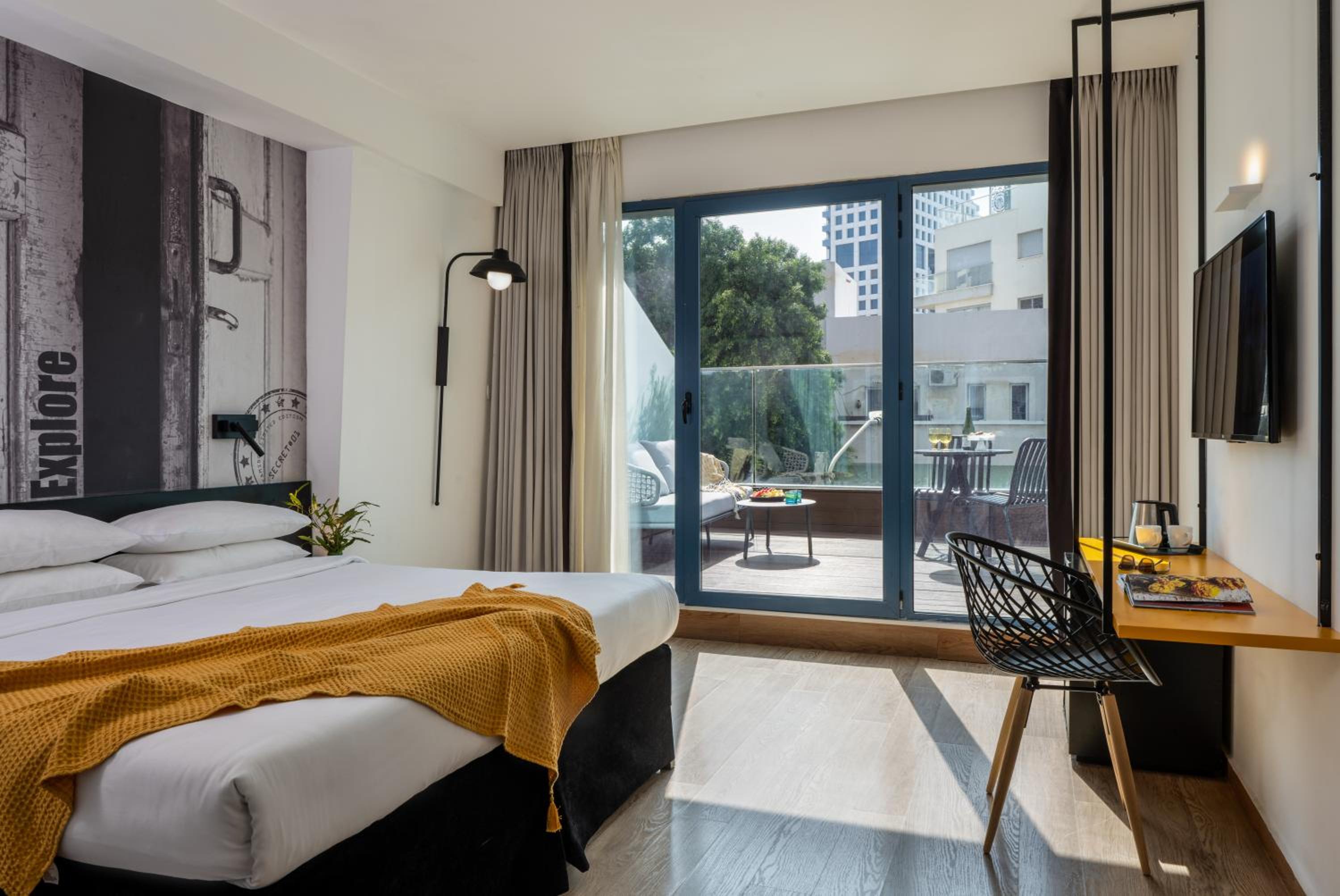 Terrace Room - Photo 1