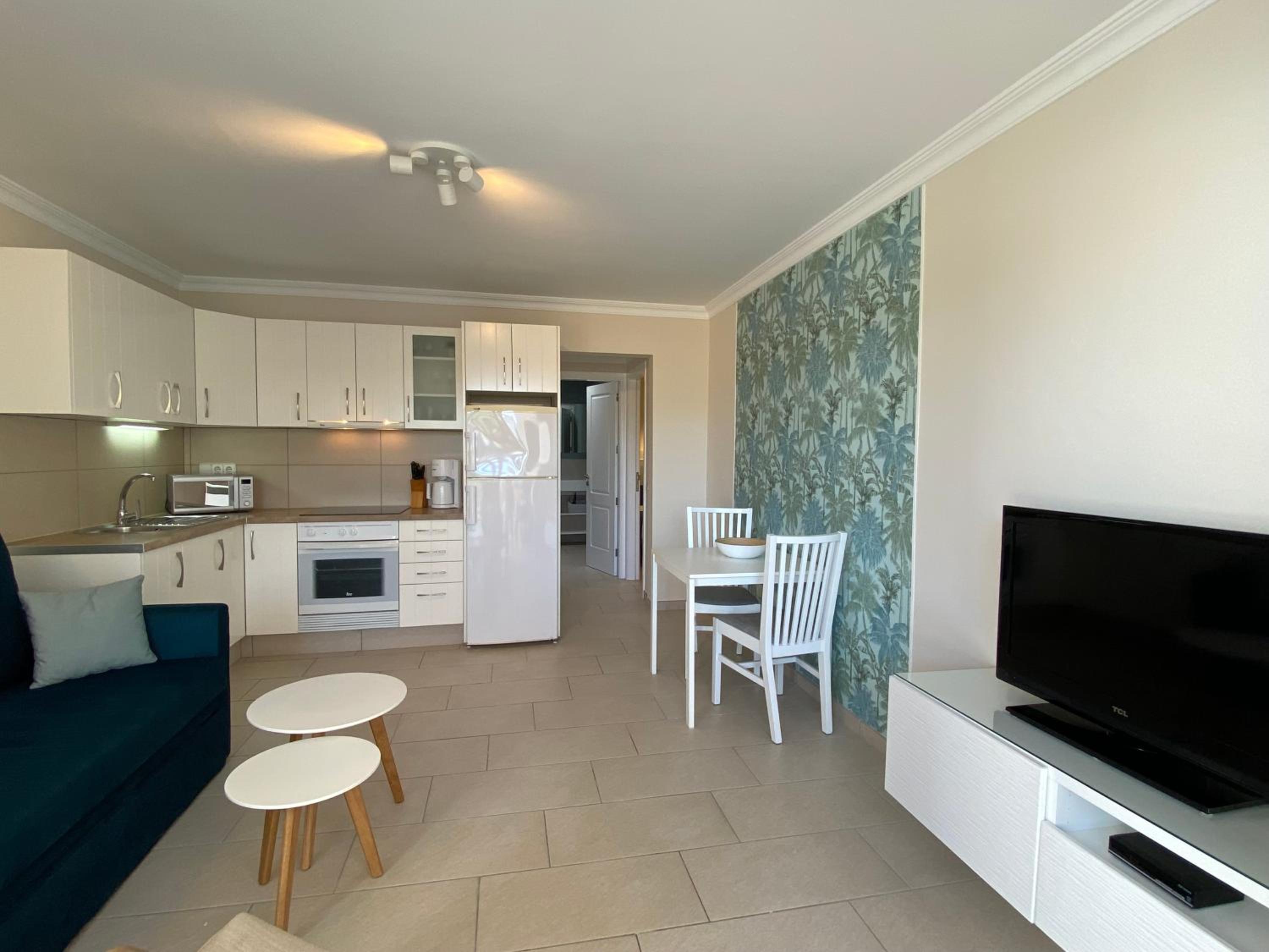 Apartamento con vista a la piscina