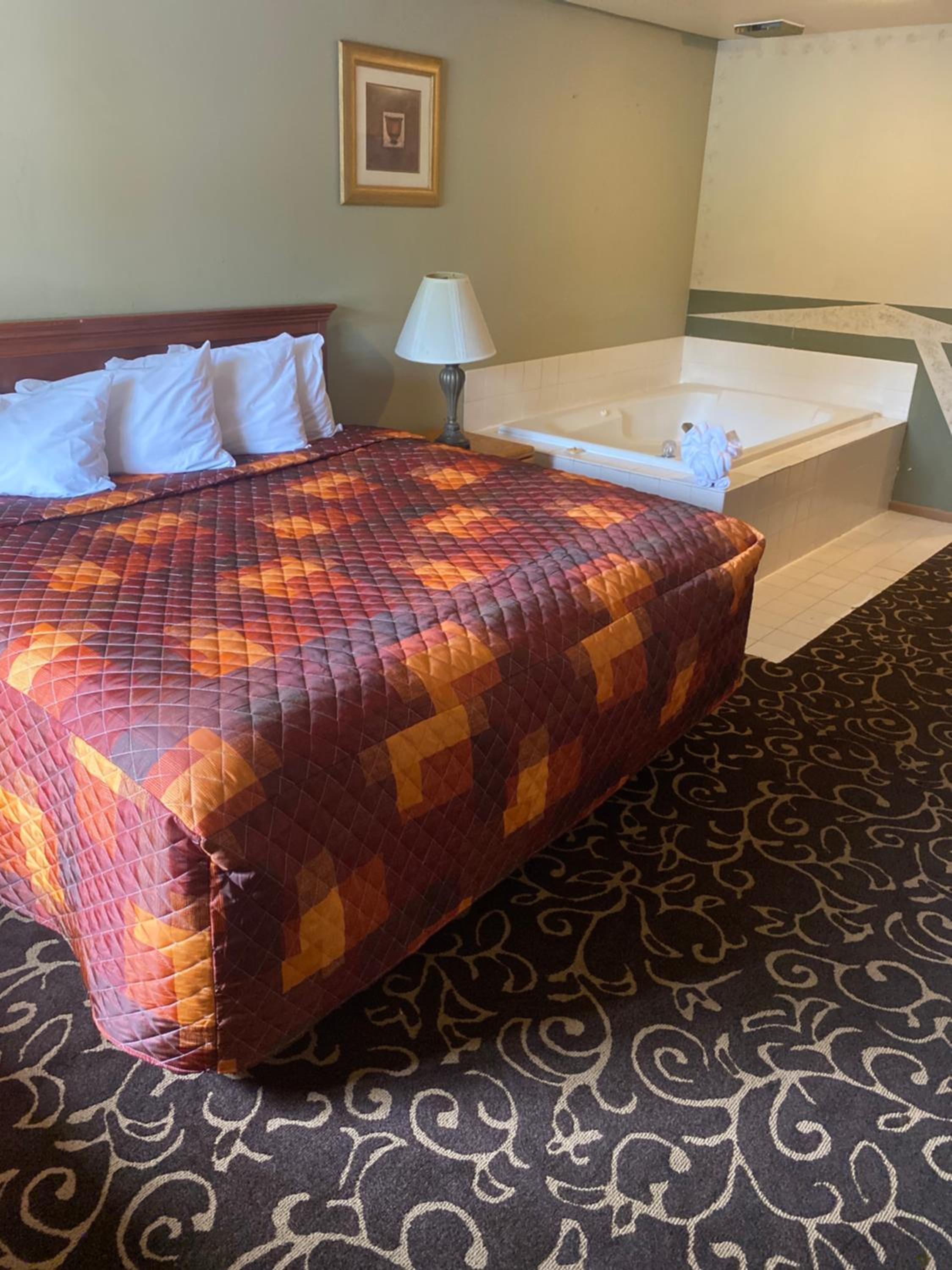 King Room with Spa Bath