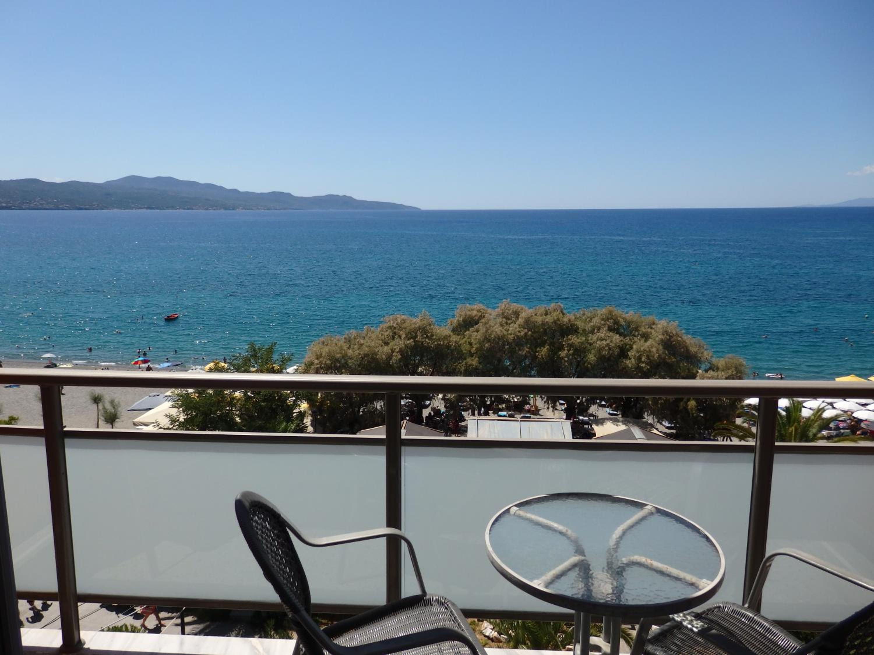 Double or Twin Room with Sea View photo 3