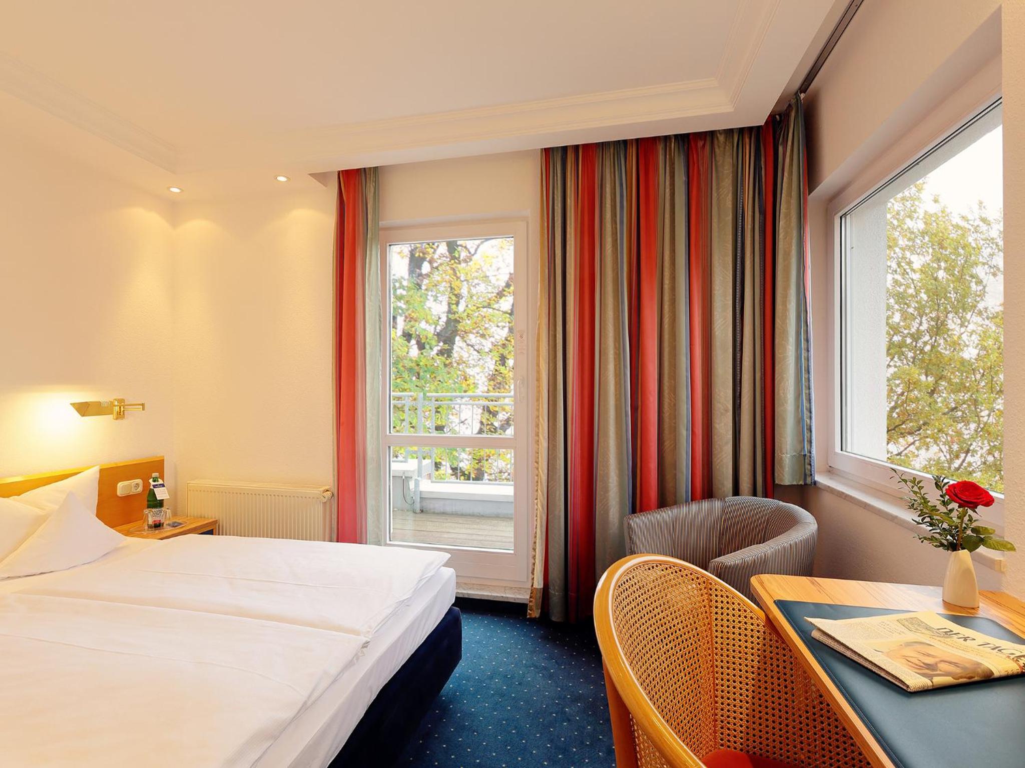 Budget Double Room - Photo 1
