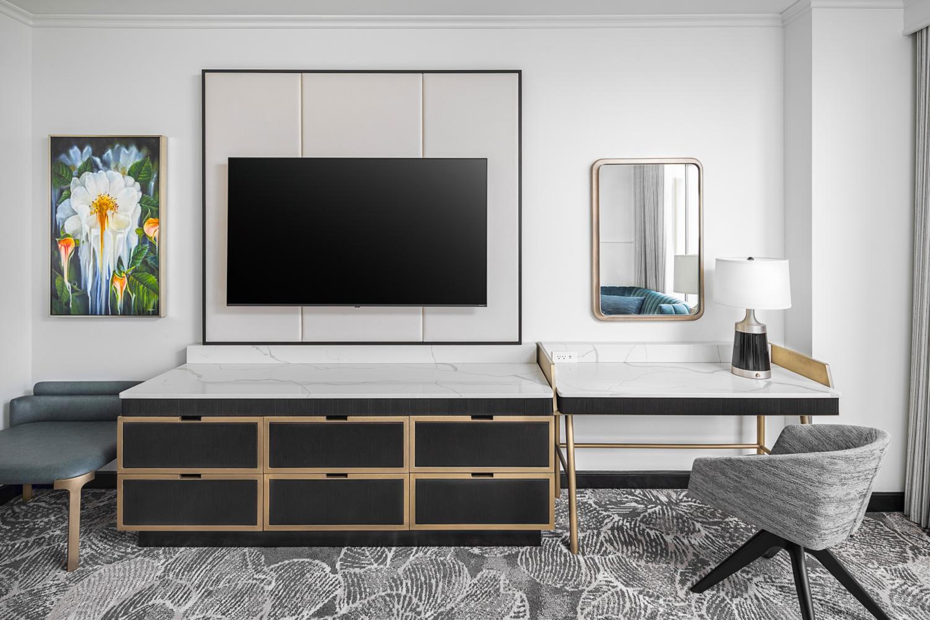 Premium King Room with City View - High Floor - Photo 8
