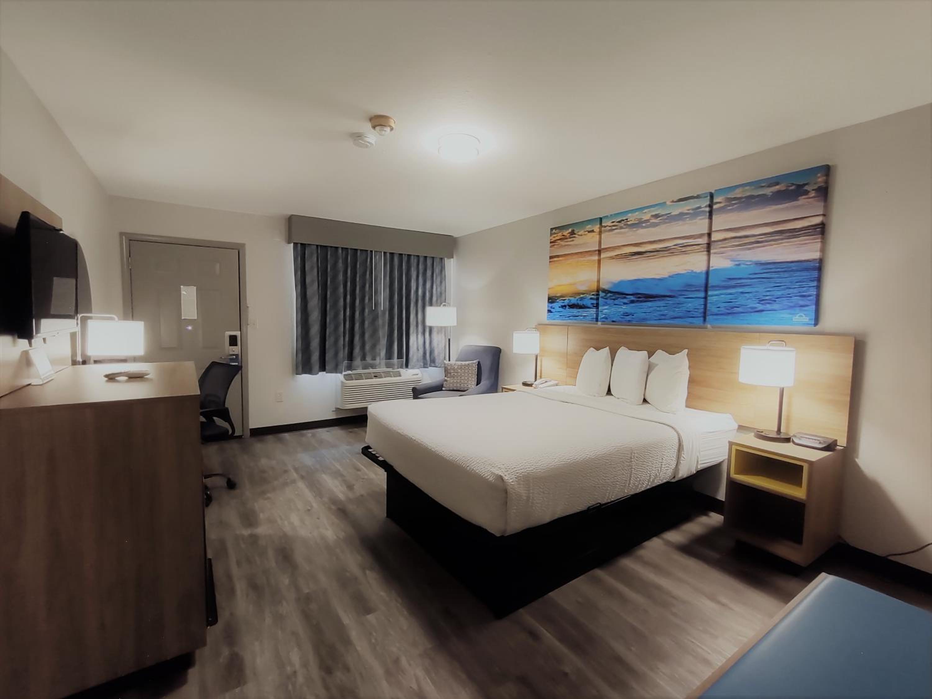 Queen Room - Disability Access/Non-Smoking - Photo 3
