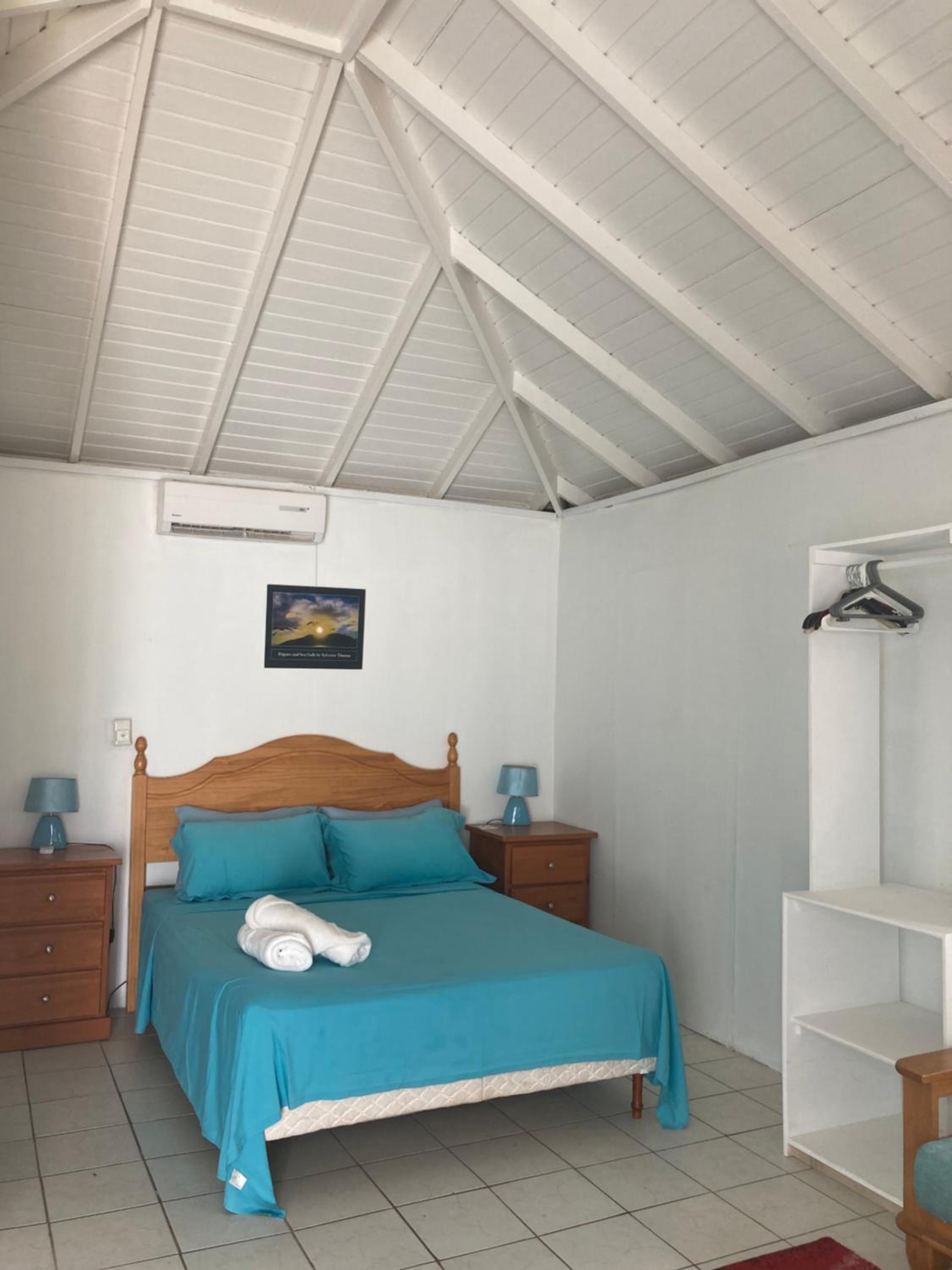 Studio Apartment photo 1