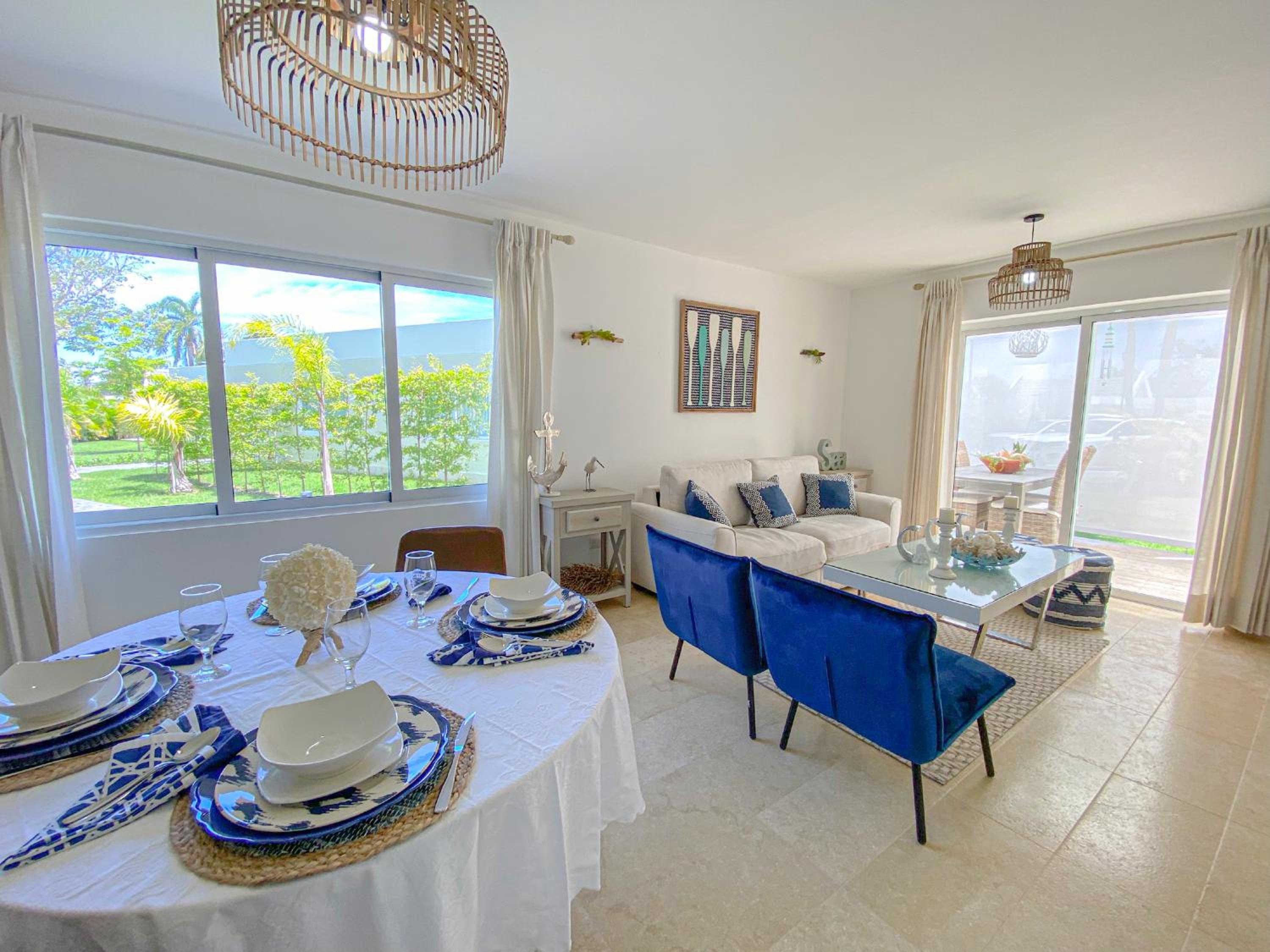 Deluxe Double Room with Balcony photo 2
