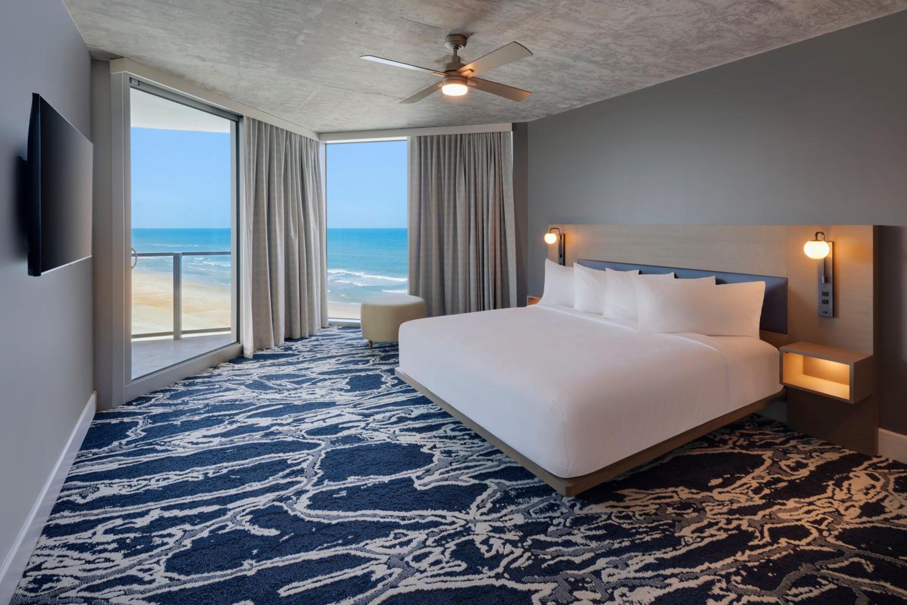 2 Bedroom Ocean View Residence - Photo 1