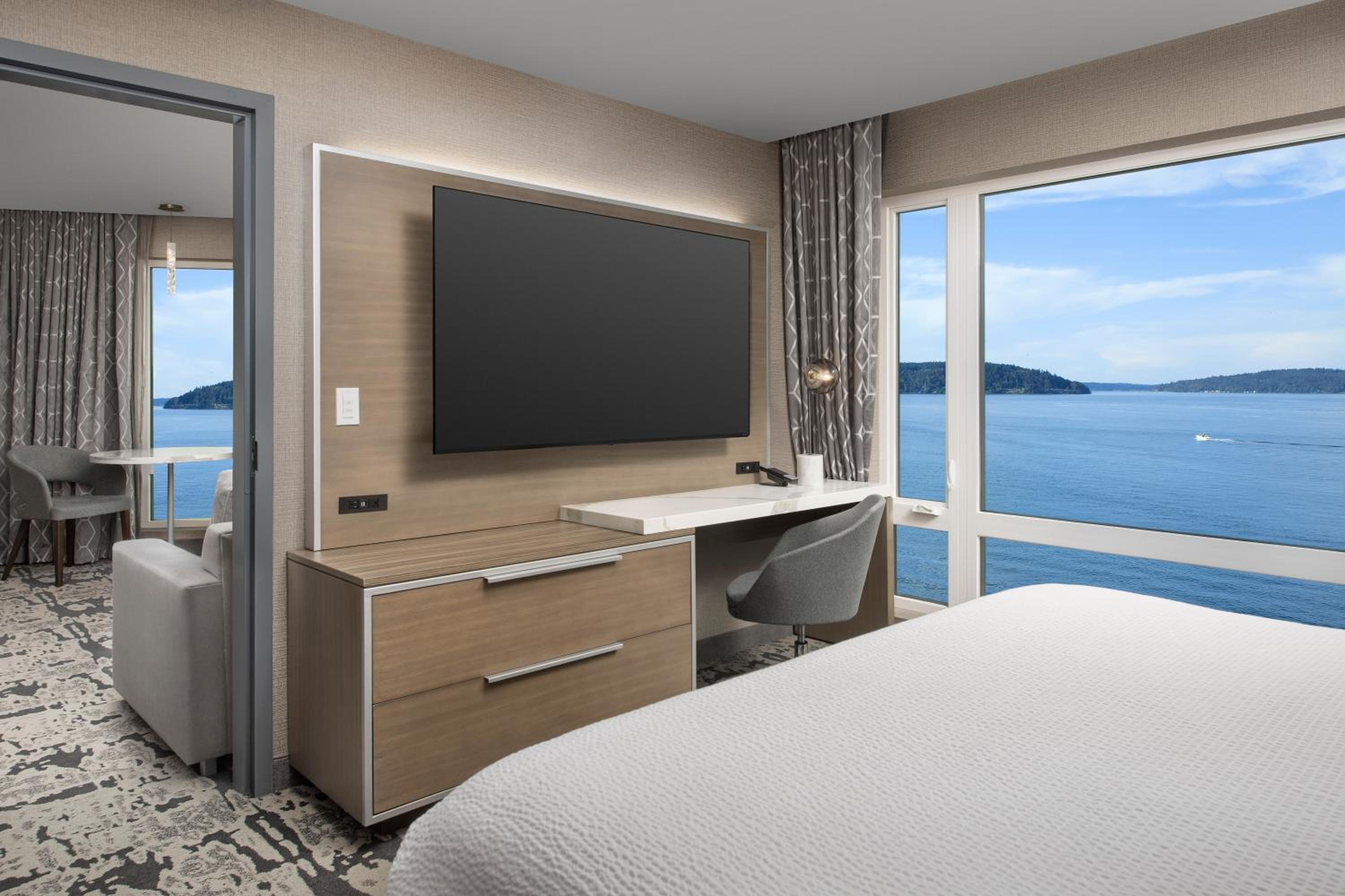 Superior Suite with Sea View