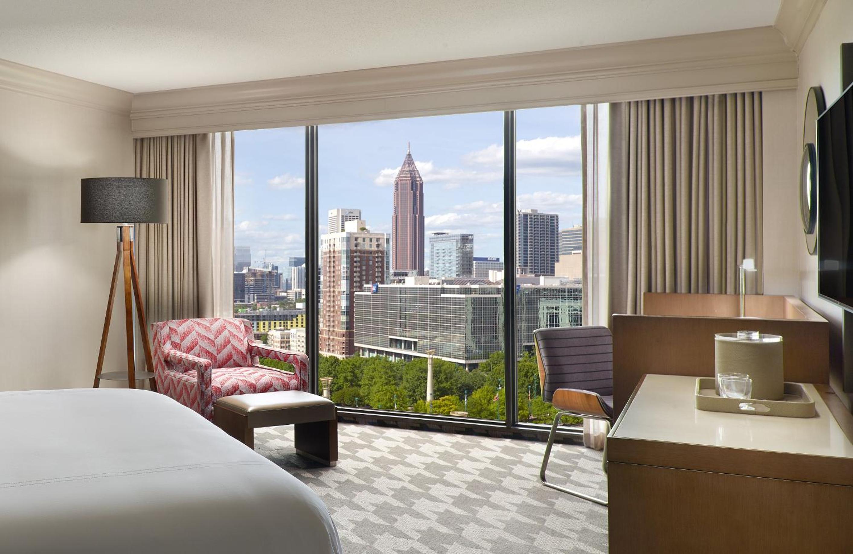 Premier Centennial Olympic Park View Room - 1 King Bed - Photo 9