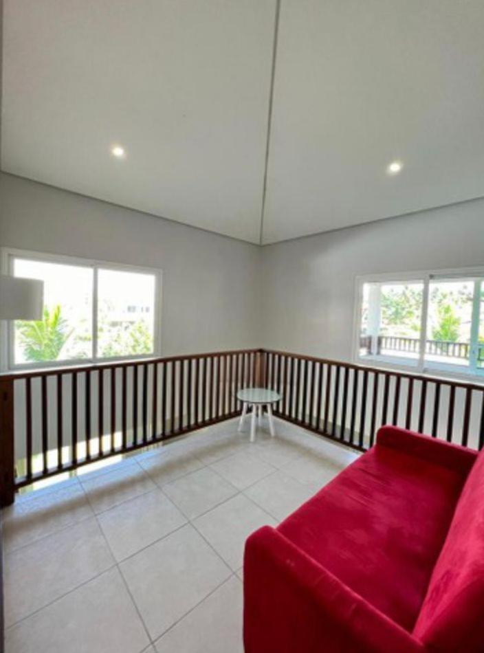 Three-Bedroom House photo 3
