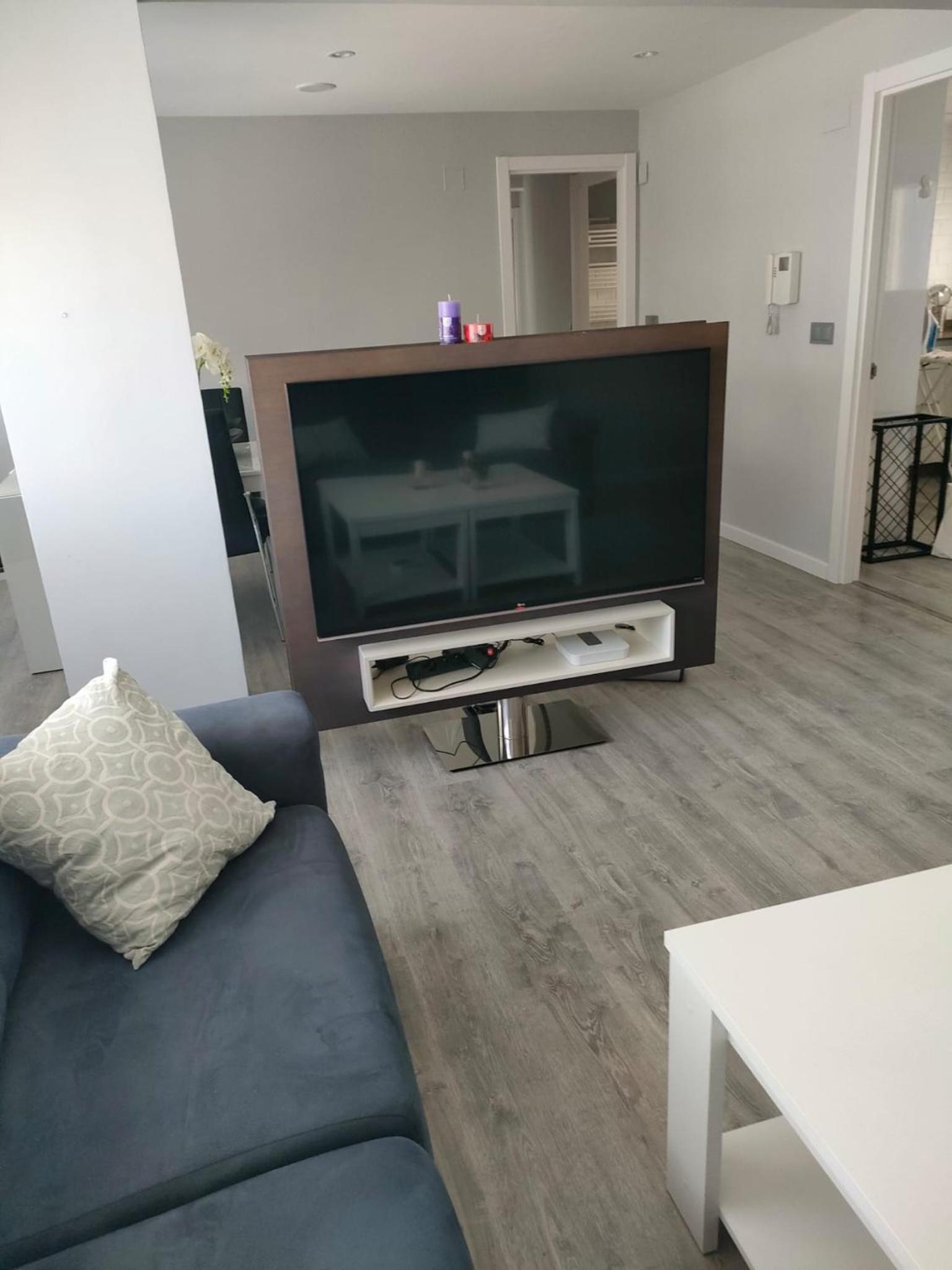 Three-Bedroom Apartment photo 2