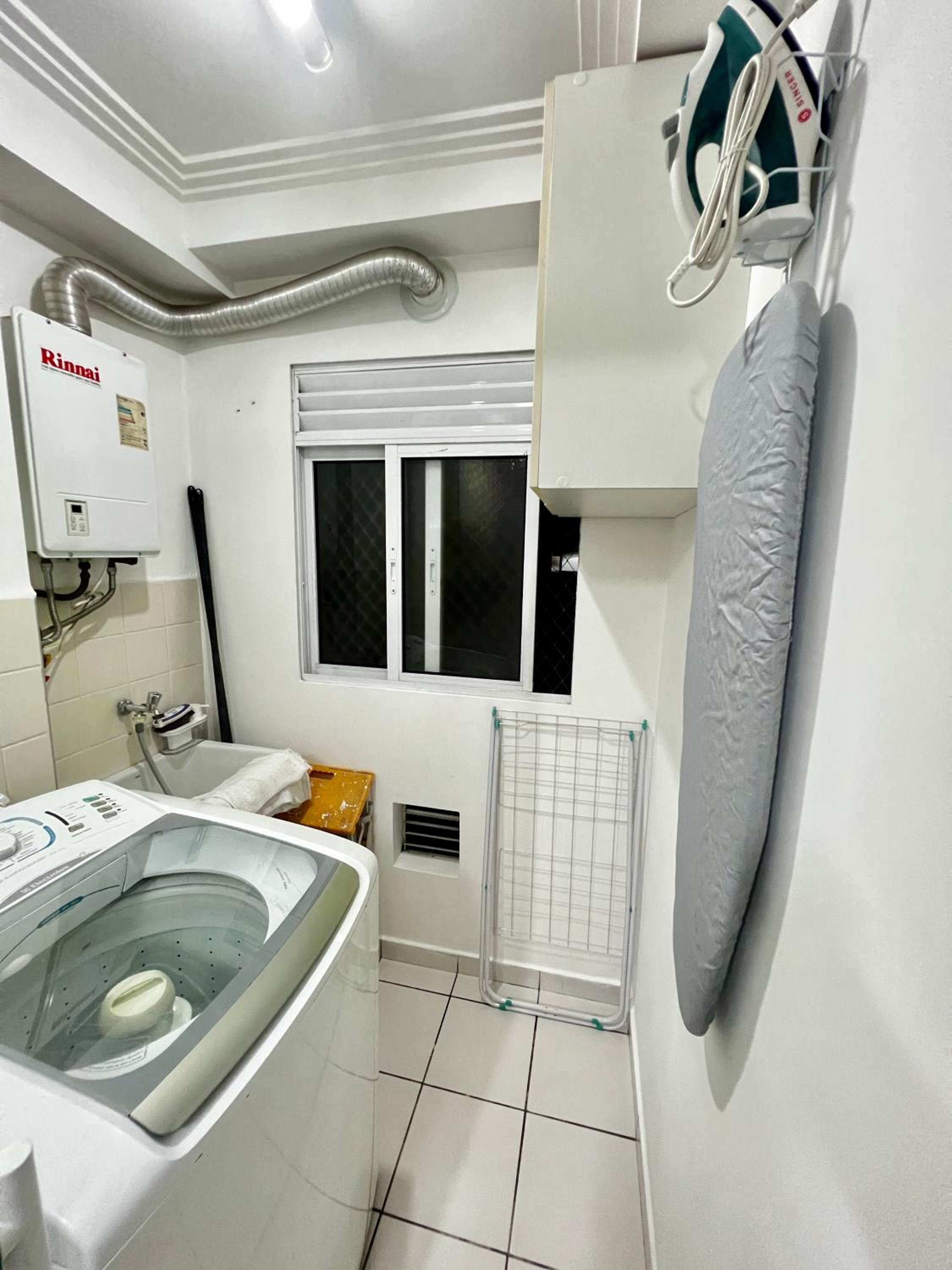 Two-Bedroom Apartment - Photo 8
