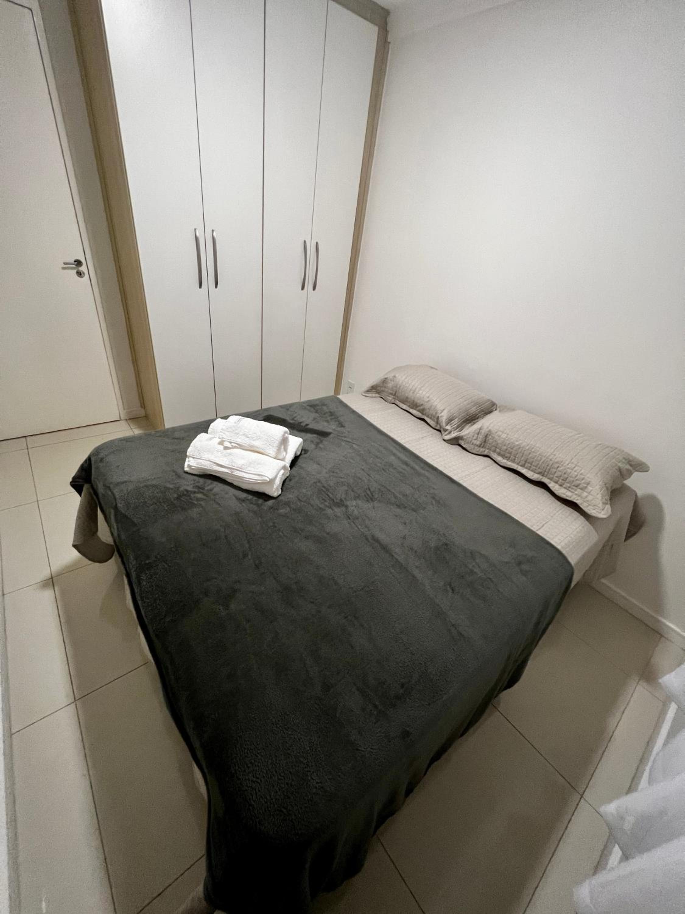 Two-Bedroom Apartment - Photo 2