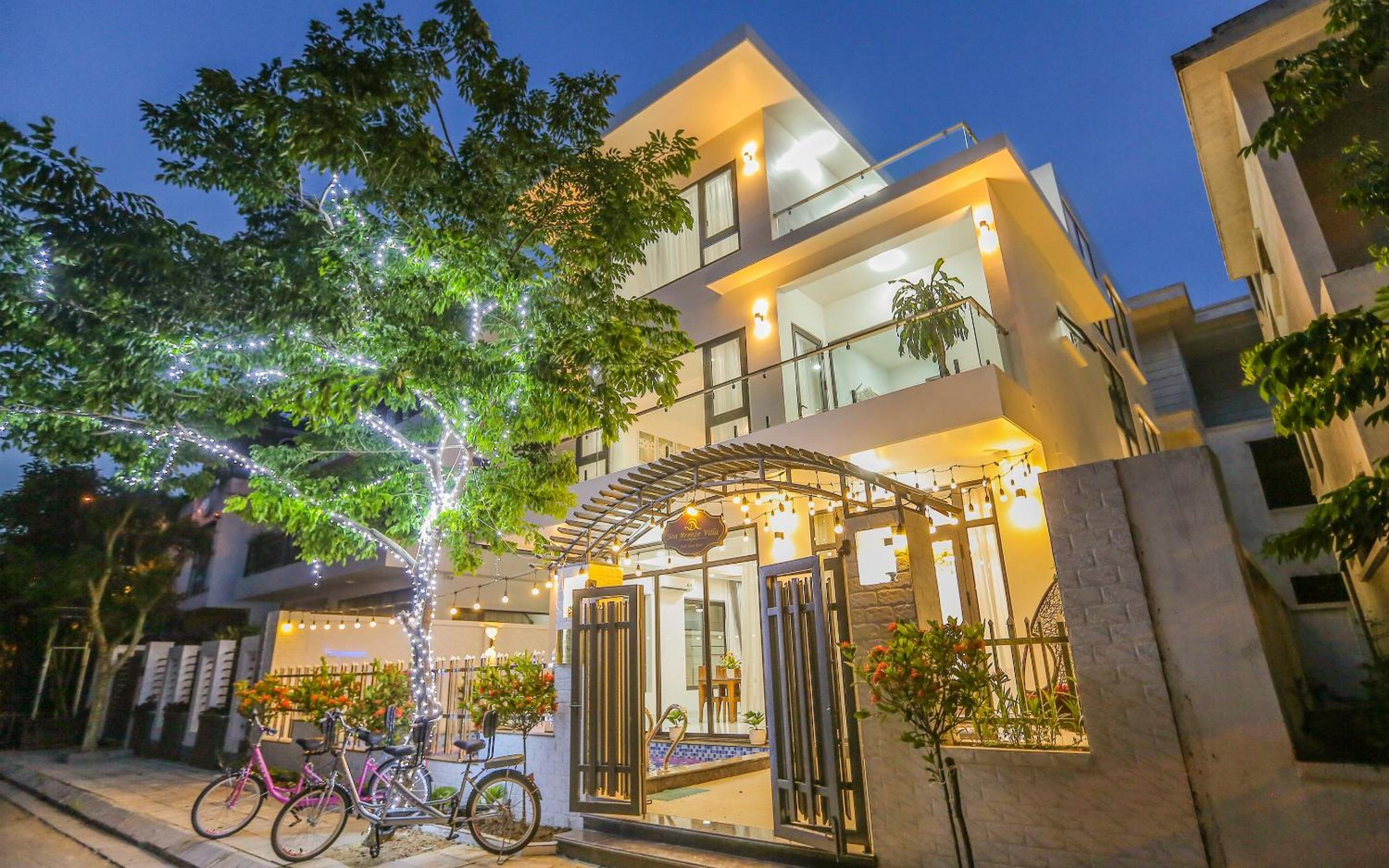 Villa photo 2