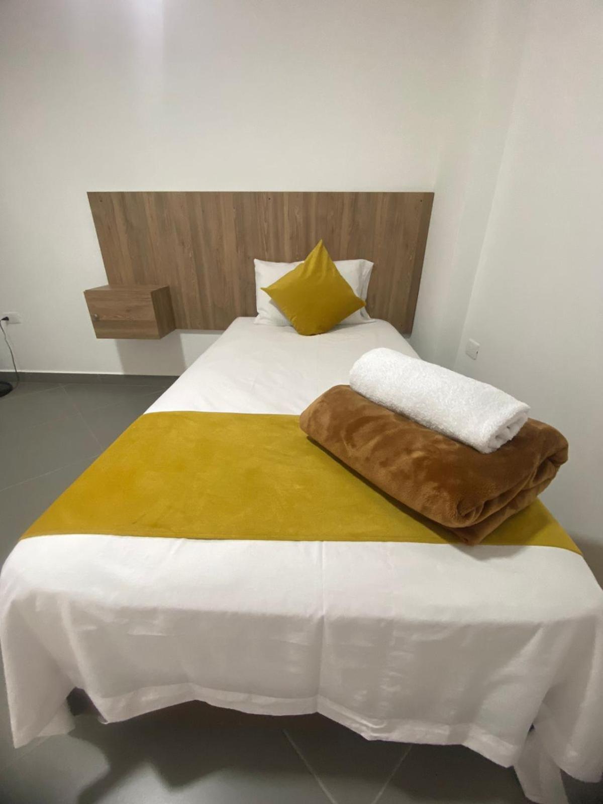 Small Twin Room photo 3