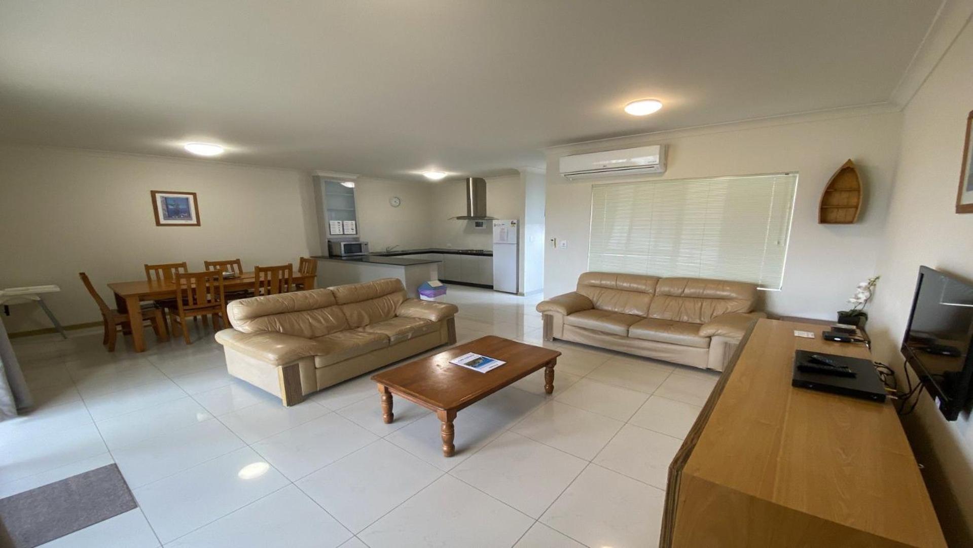 Villa photo 1