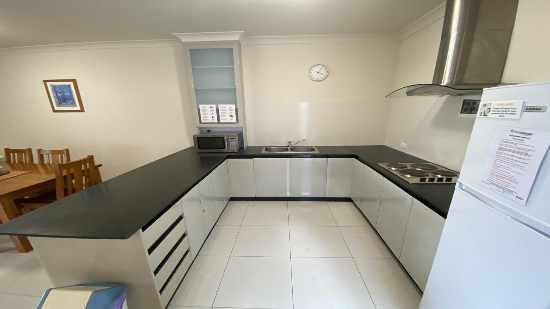 Villa photo 2
