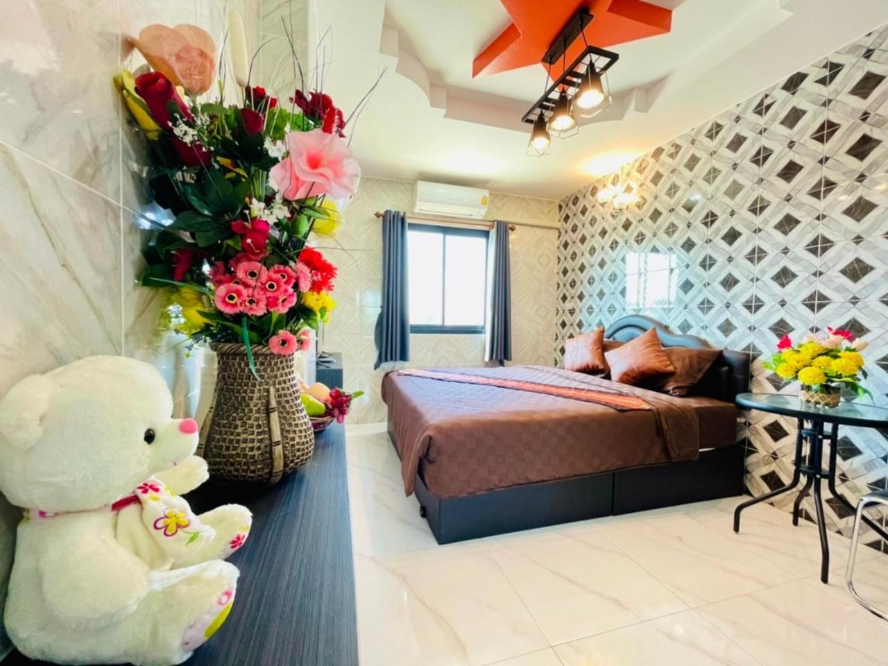 Double Room - Photo 15