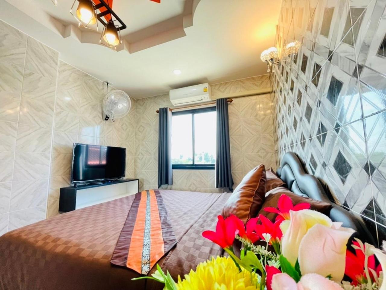 Double Room - Photo 14