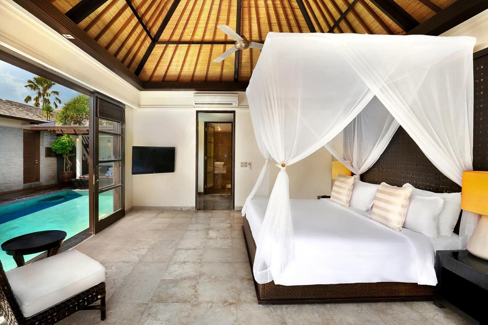 Three-Bedroom Royal Pool Villa photo 2