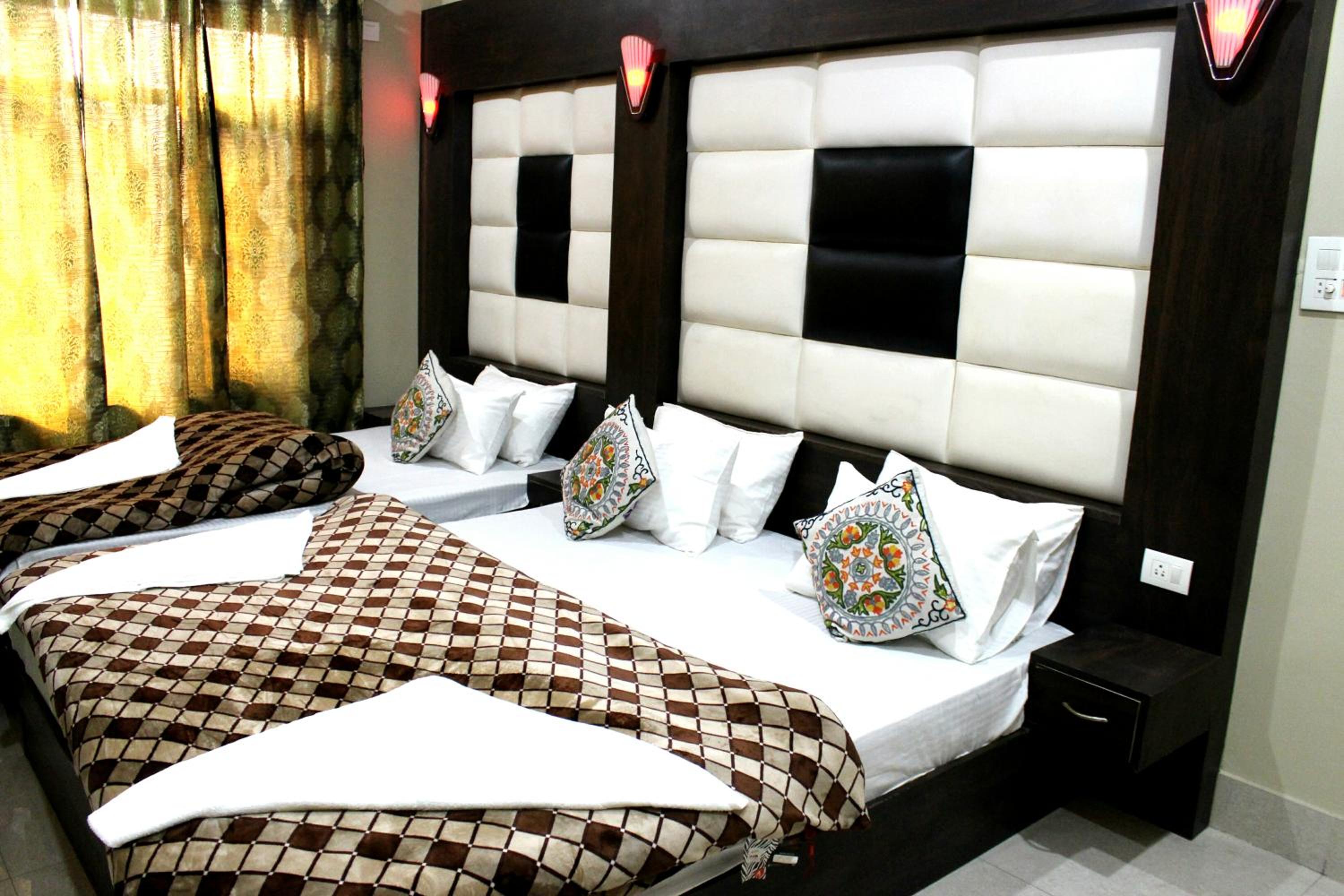 Classic Triple Room - Photo 6