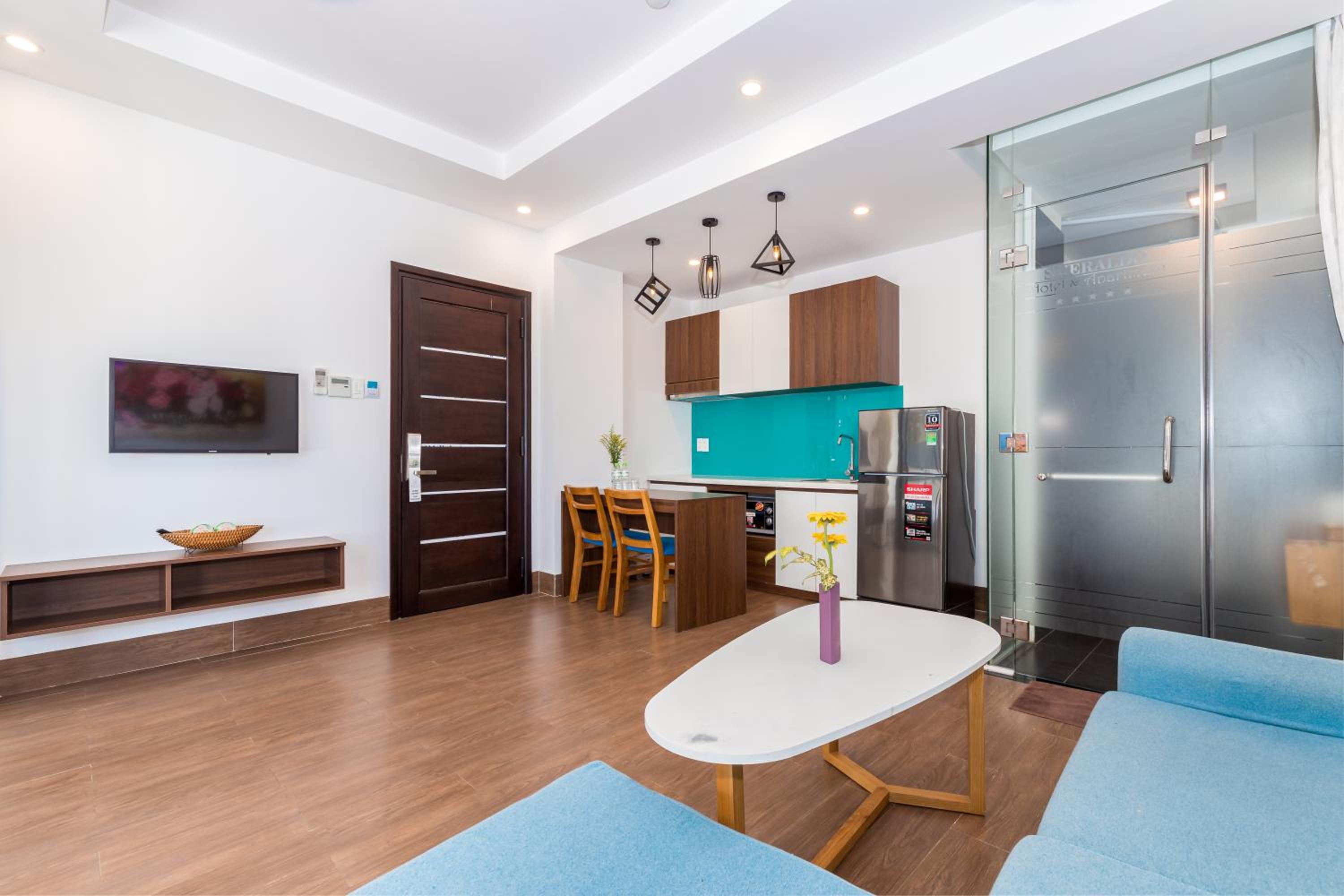 Deluxe Apartment - Photo 9