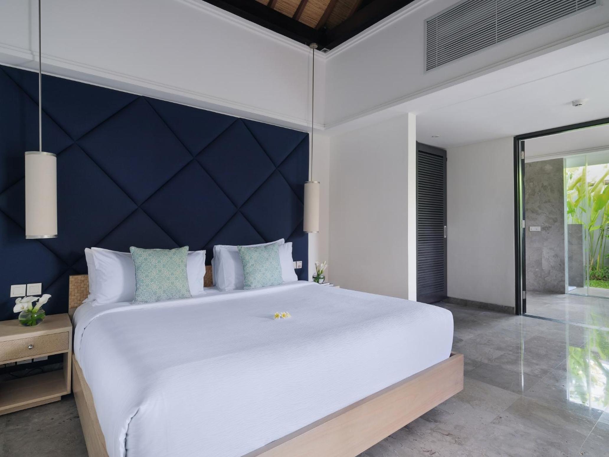 Two-Bedroom Pool Villa - Photo 9