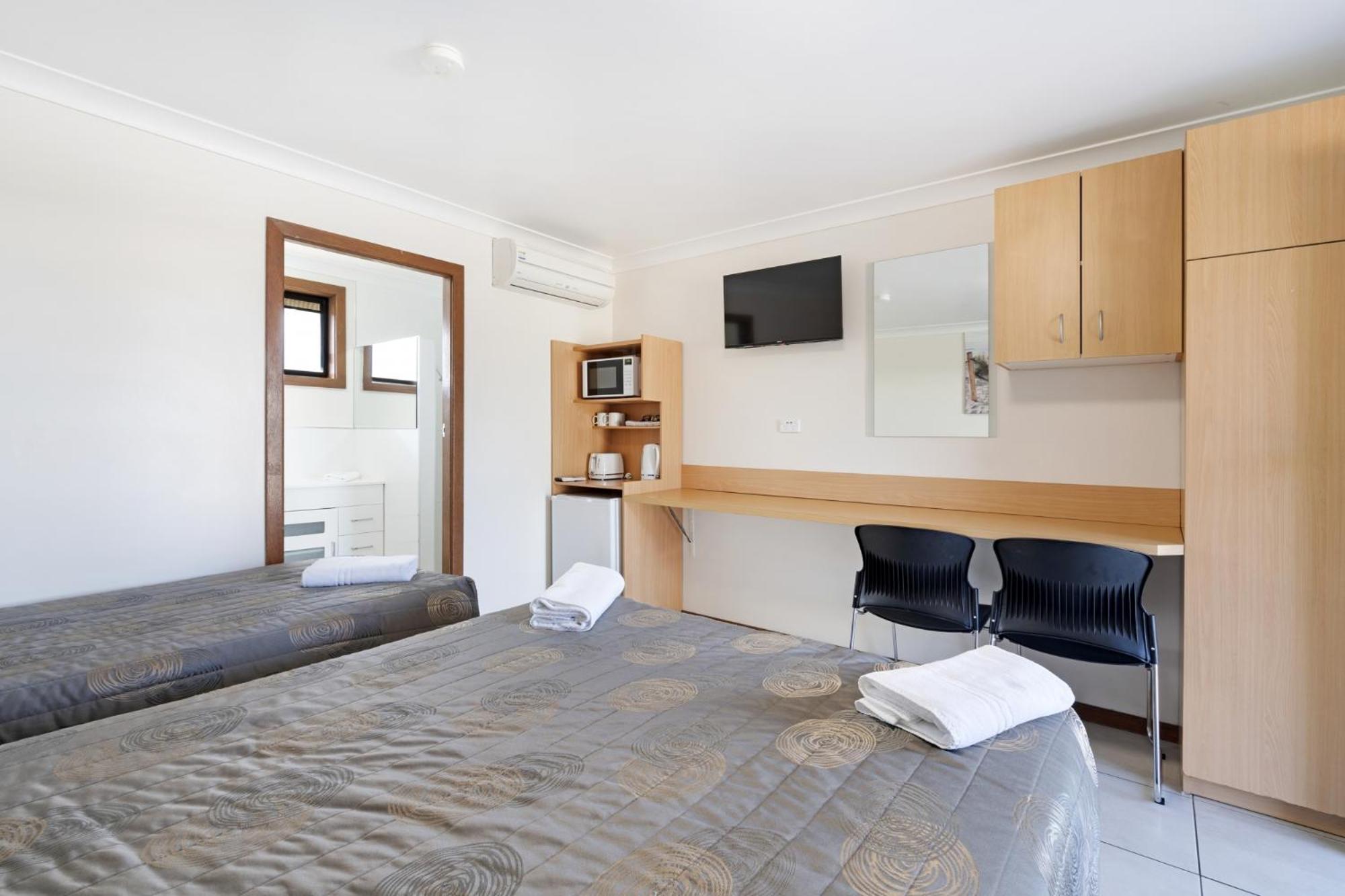 Family Room - Photo 1