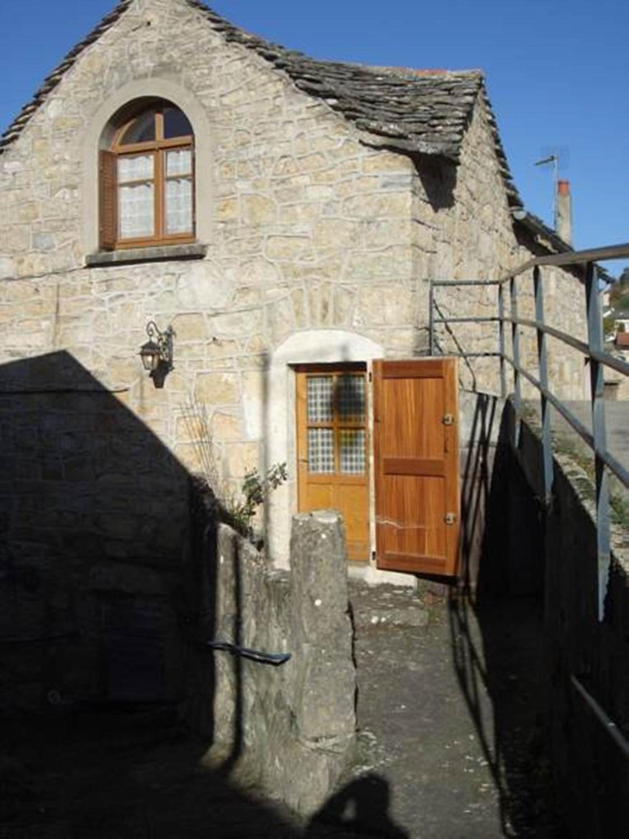 Two-Bedroom House photo 1