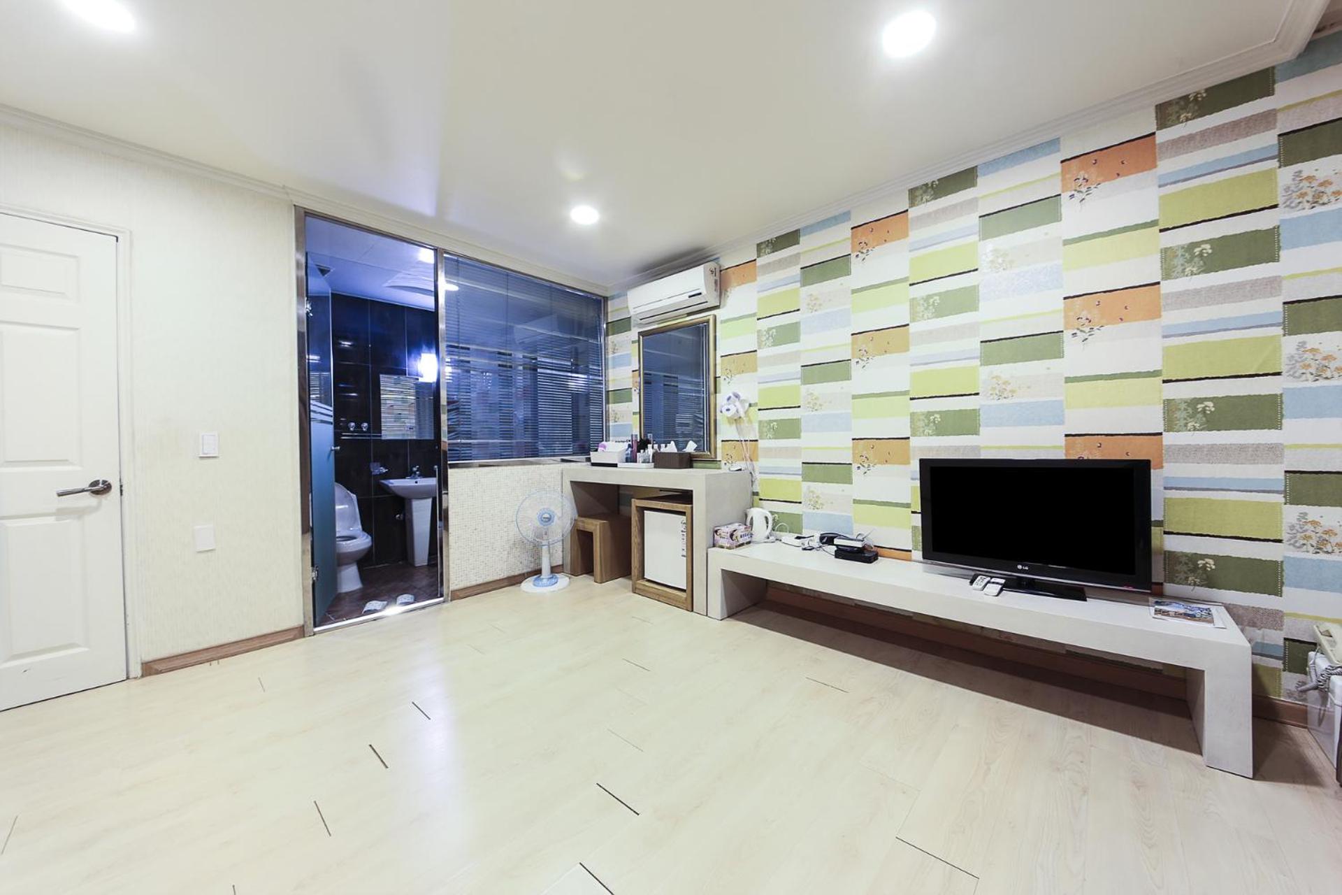 Family Suite photo 2