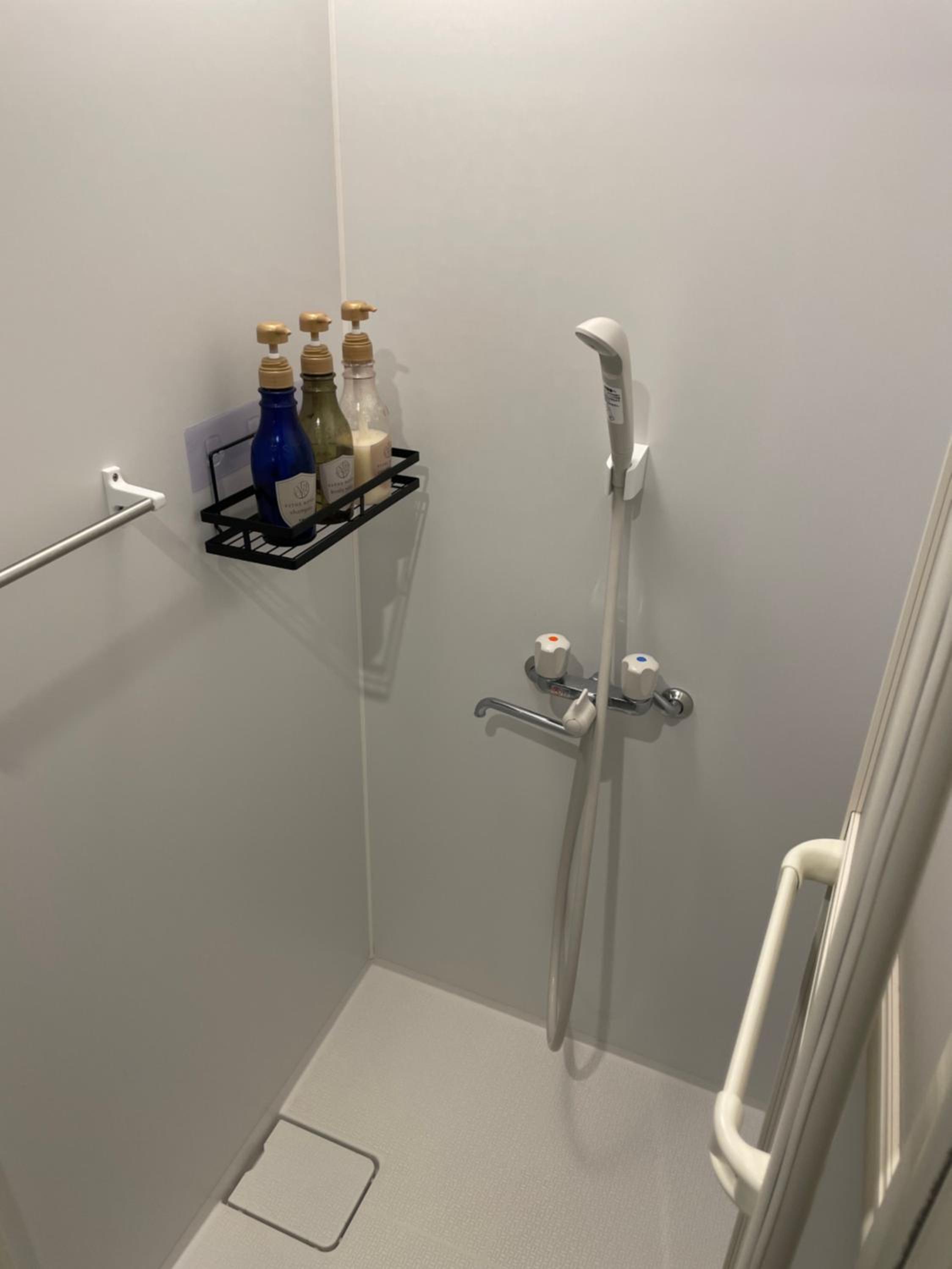 Standard Twin Room - Photo 5