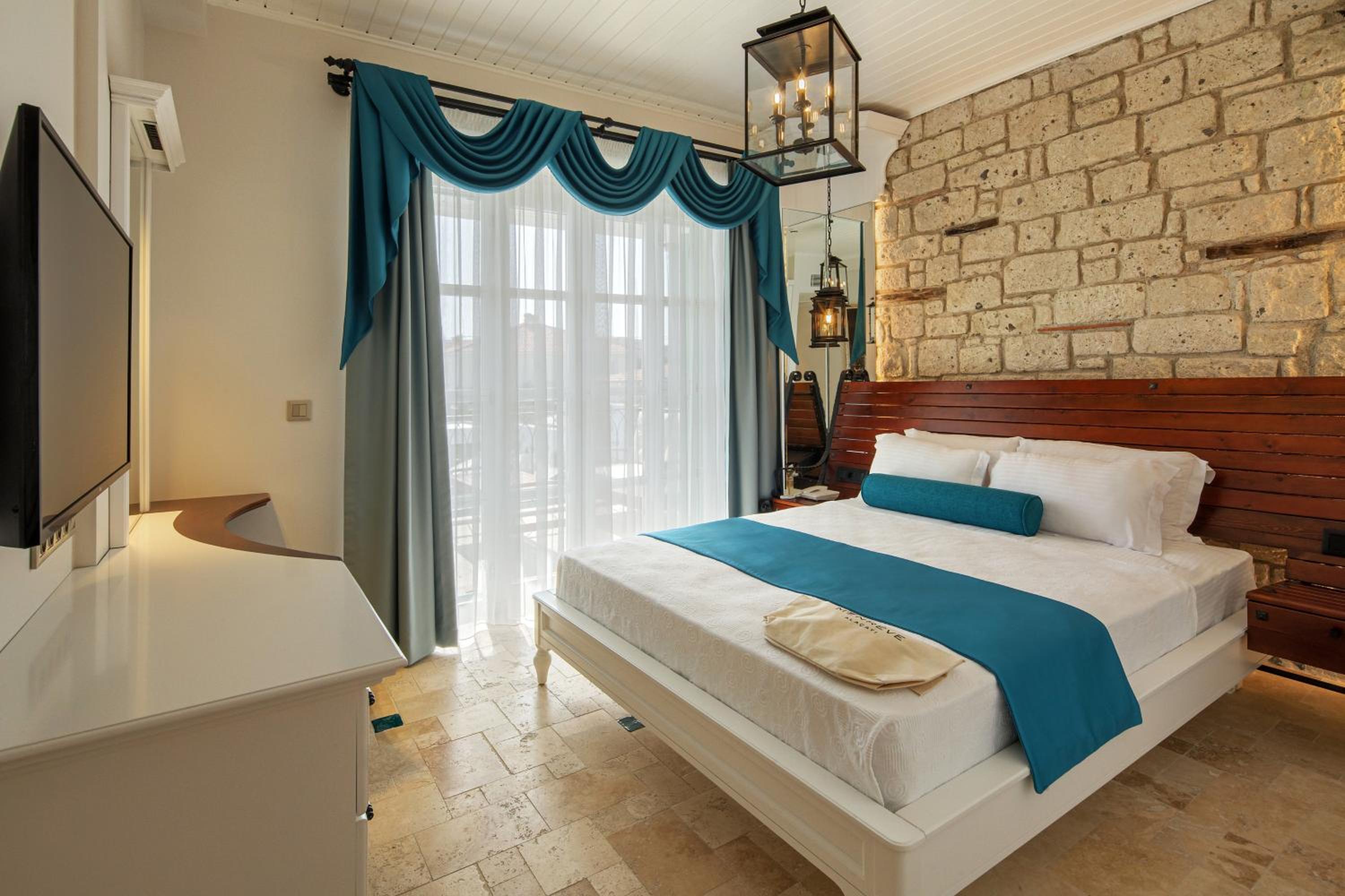 King Room with Pool View