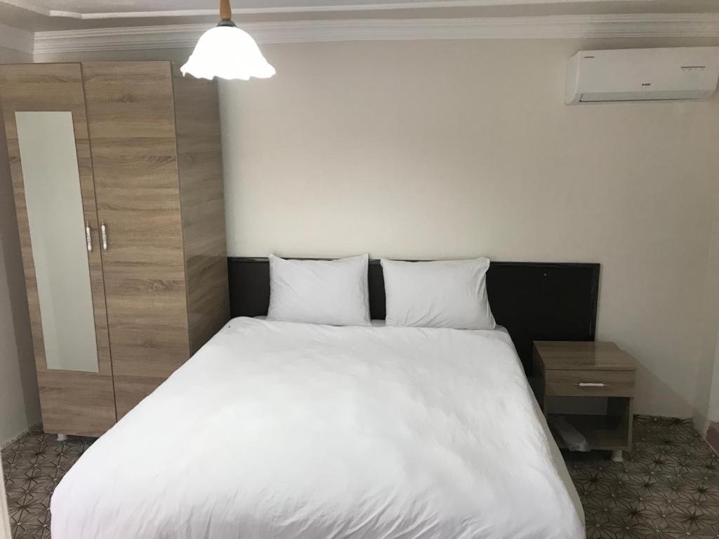 Standard Single Room with Mountain View photo 1